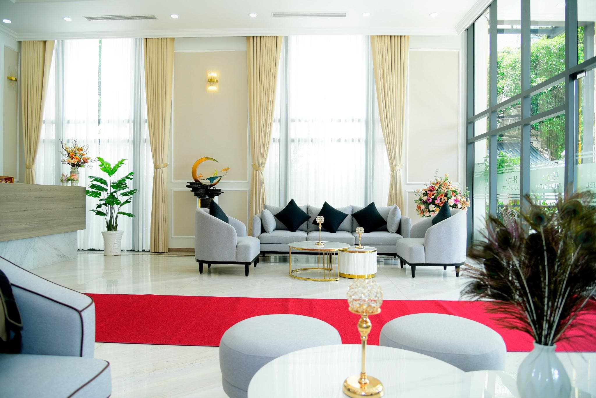 Hera Luxury Hotel photo 5