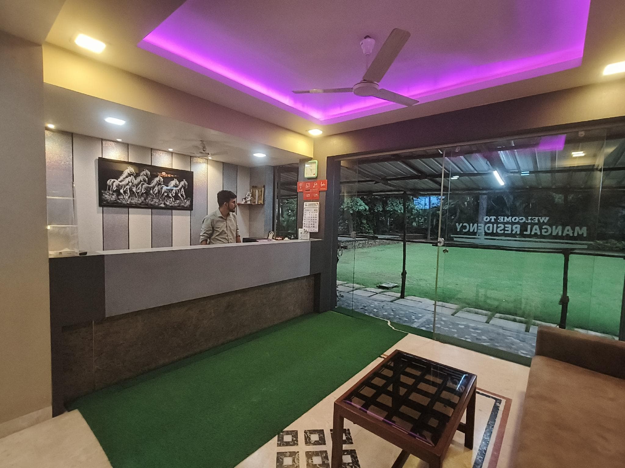 Hotel Mangal Residency