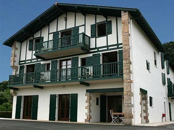 Hotel Trinquet