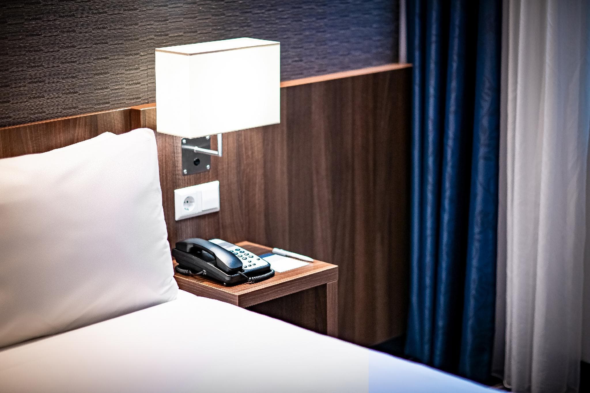 Holiday Inn Express Rotterdam - Central Station By IHG photo 2