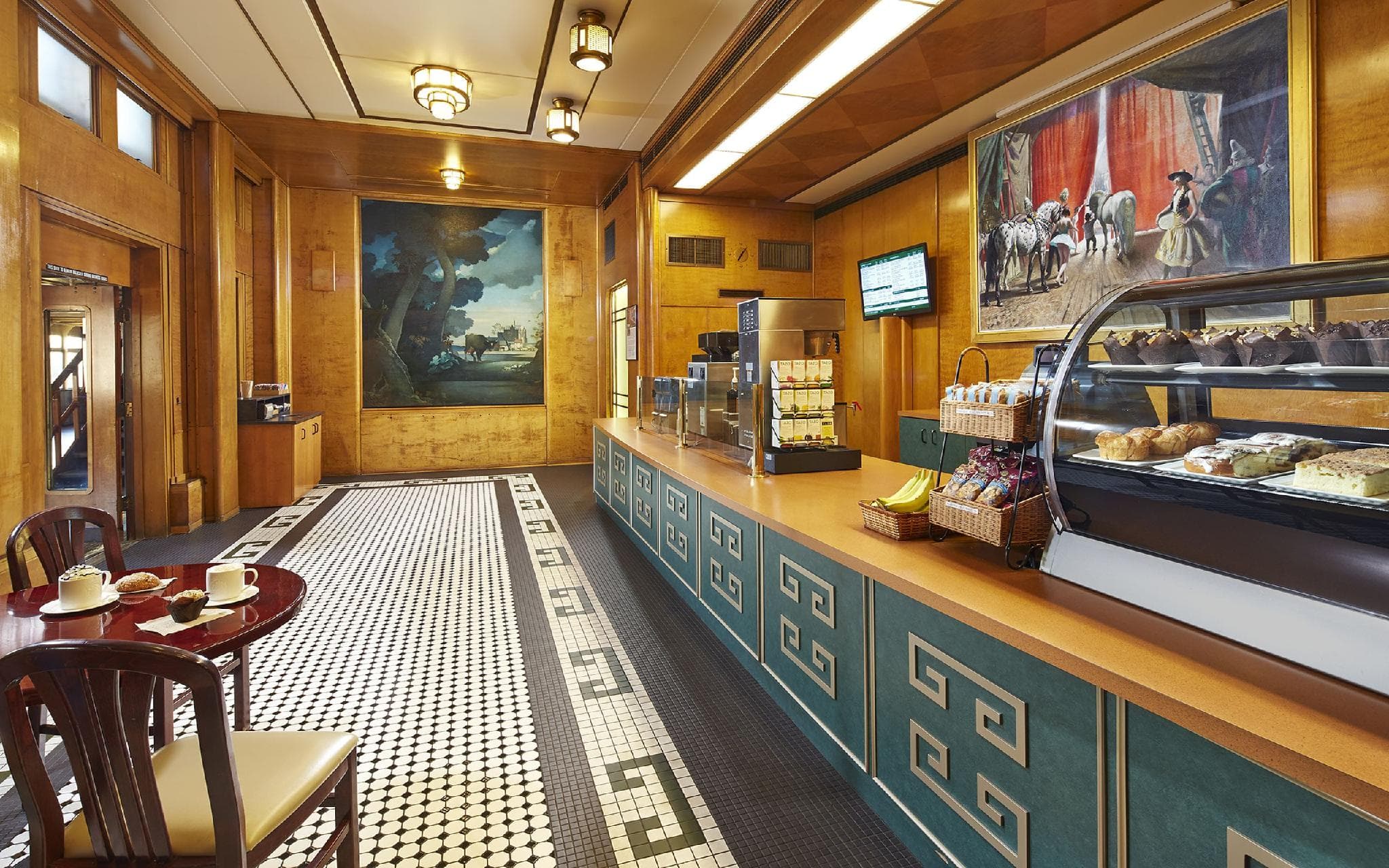 The Queen Mary Hotel photo 4