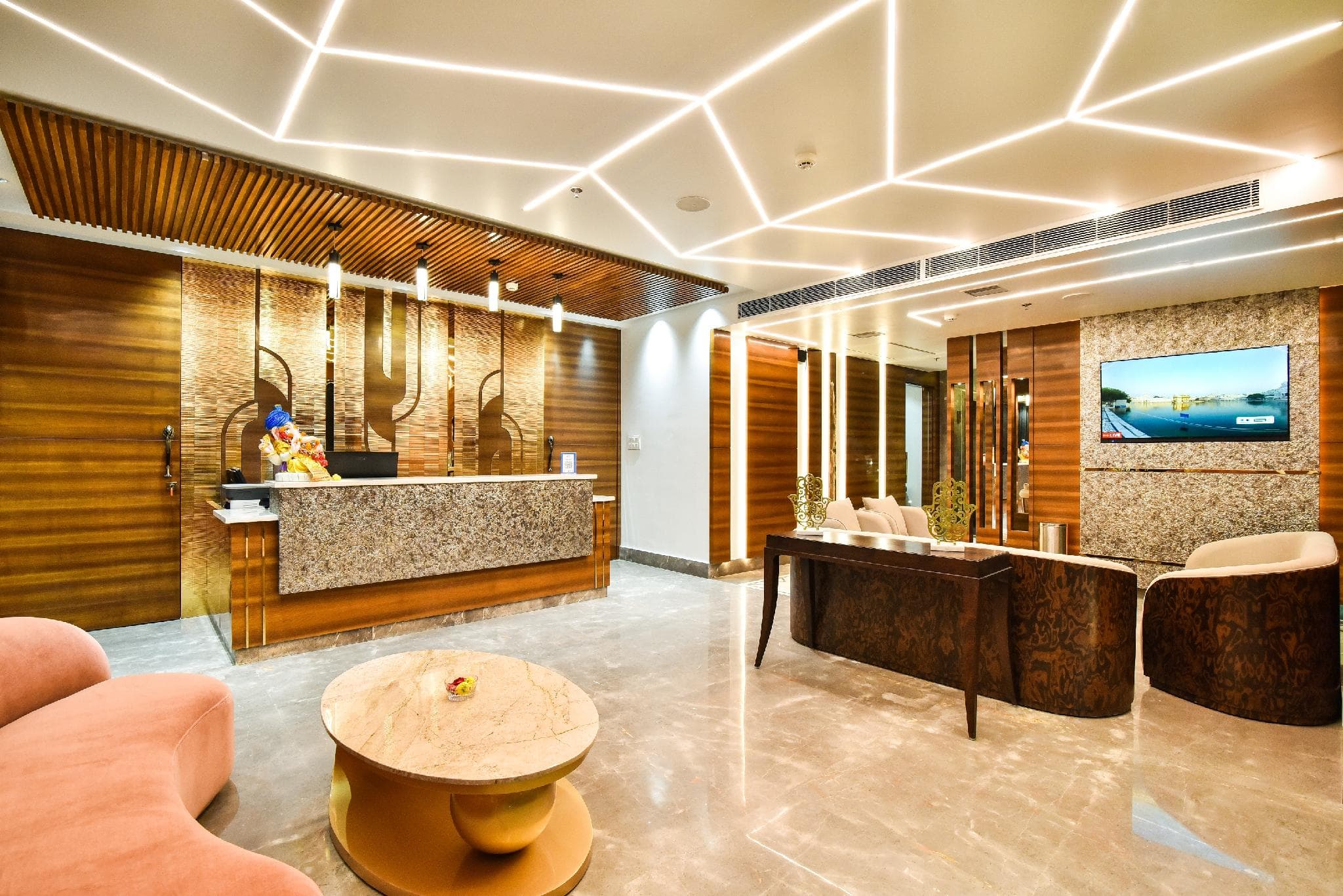 Hotel AK Continental Amritsar Just 900 mtr From Golden Temple photo 5