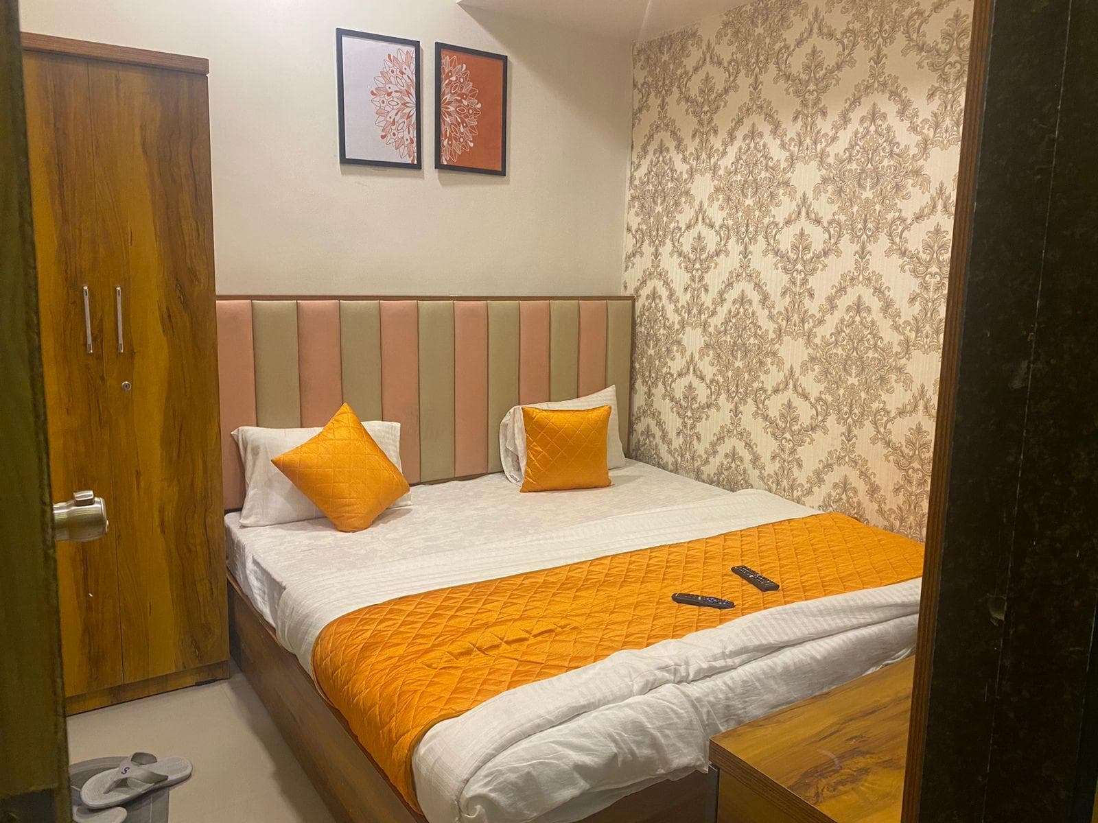 Hotel Krishna photo 2
