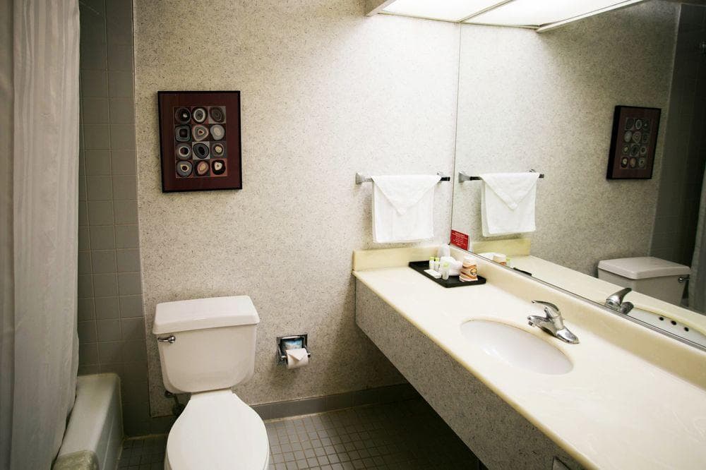 LA Crystal Hotel photo 2