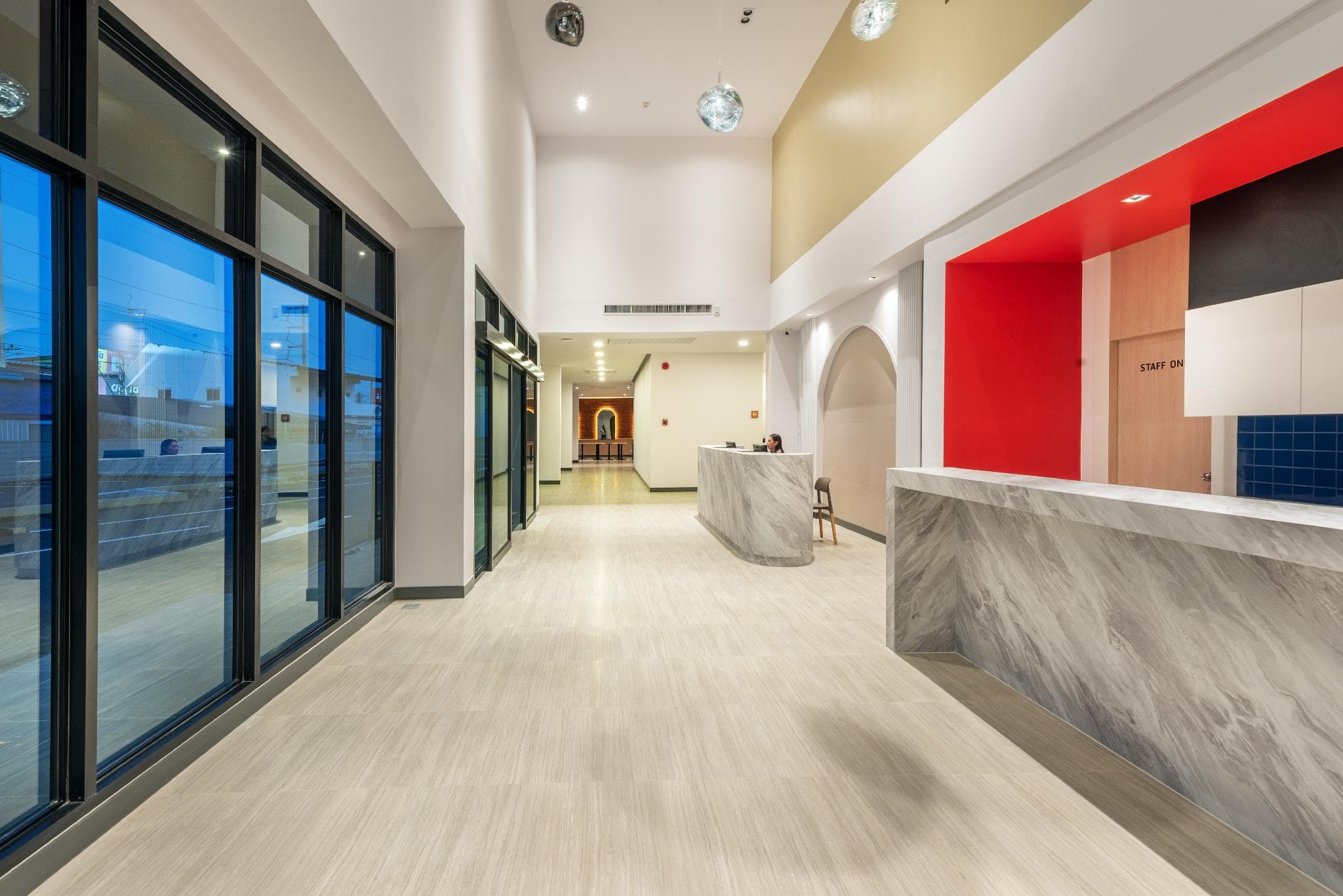 PLAAI Plus Hotel, Bowin photo 3