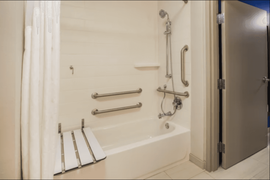 Holiday Inn Express and Suites Haltom City Ft Worth By IHG