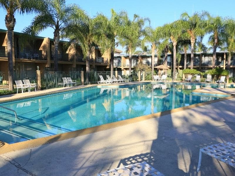 Valley Inn photo 5