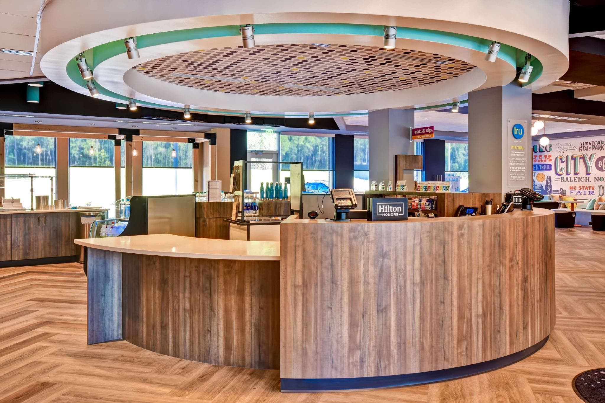 Tru by Hilton Raleigh Durham Airport photo 4
