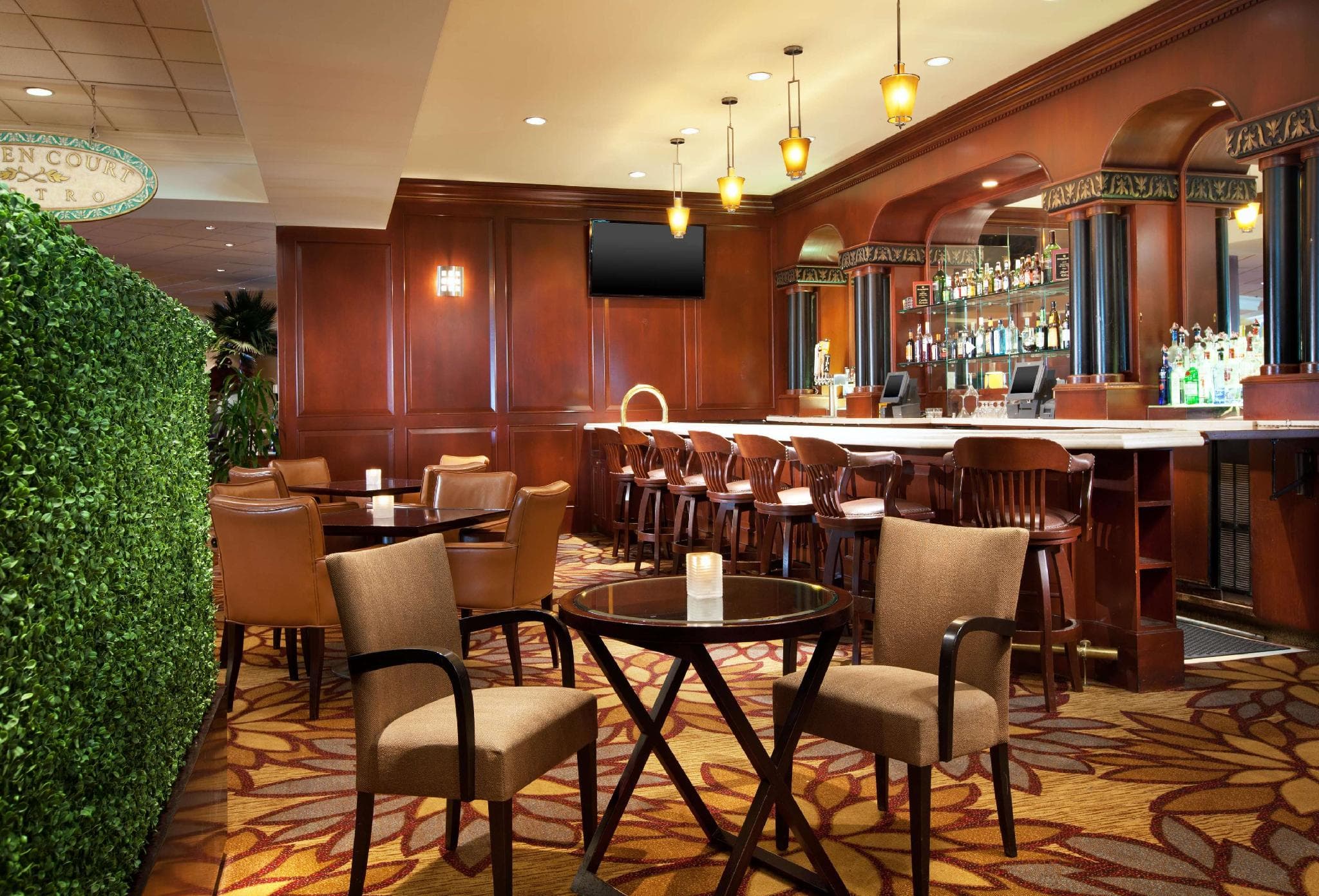 Anaheim Majestic Garden Hotel photo 5