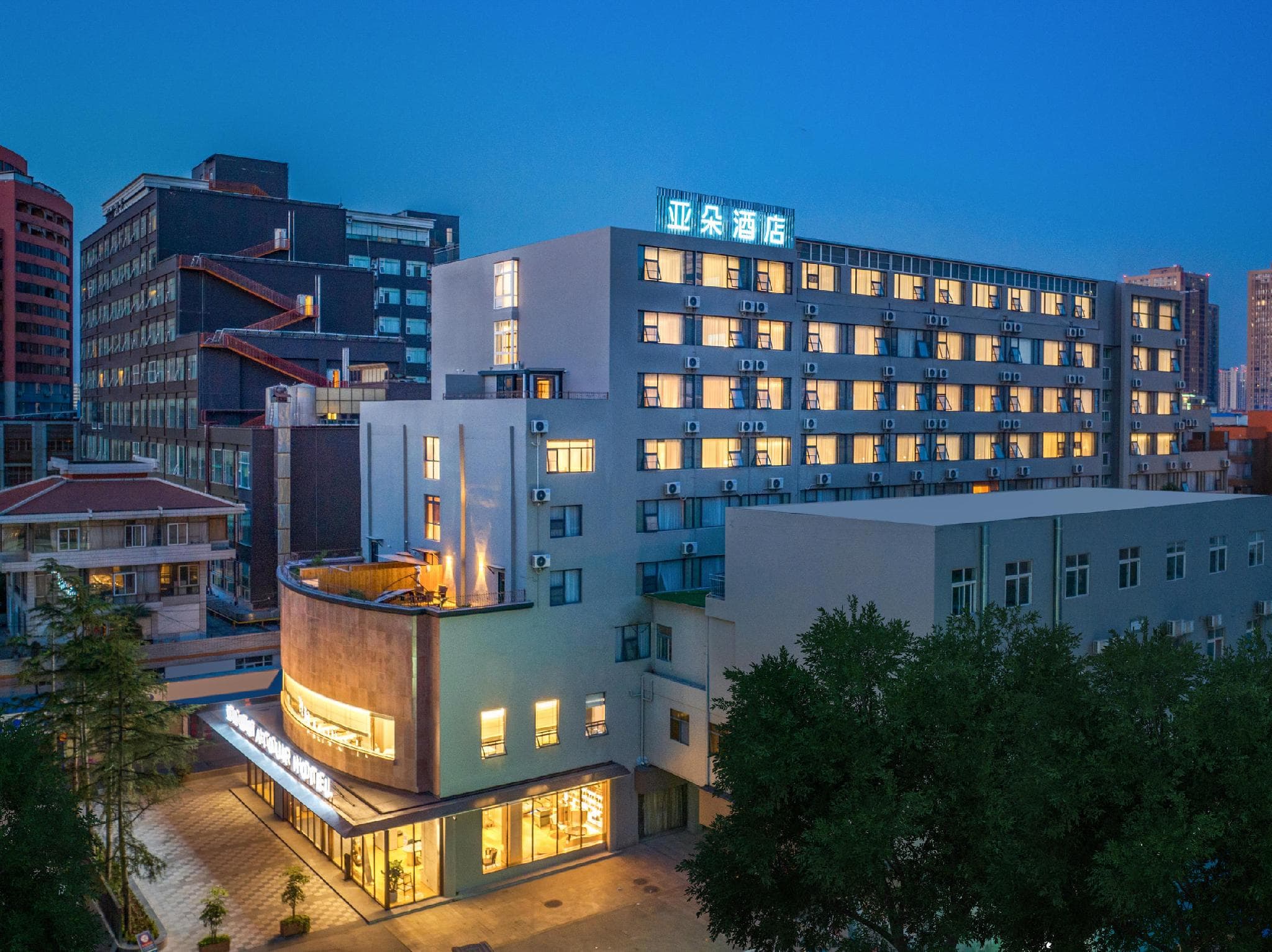 Atour Hotel Kunming Railway Station North Square