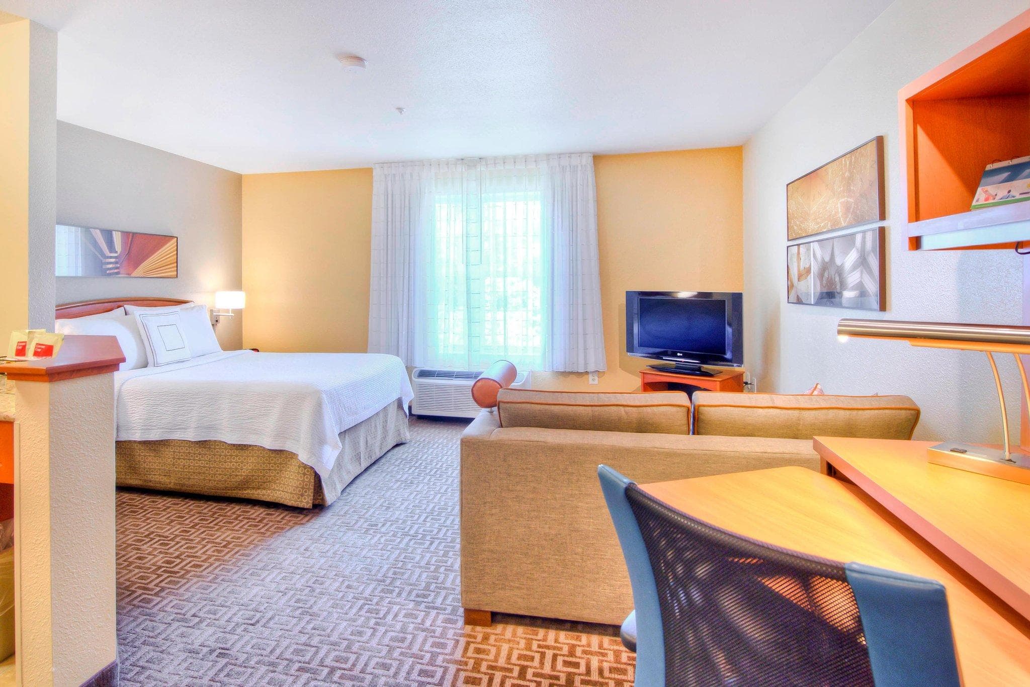 TownePlace Suites by Marriott Raleigh Cary/Weston Parkway photo 2
