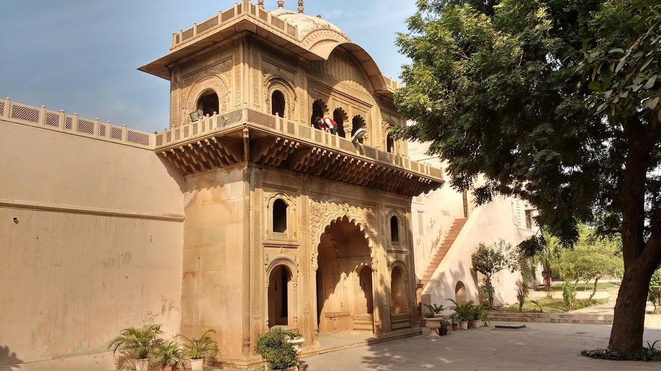 Raja Nahar Singh Palace photo 4