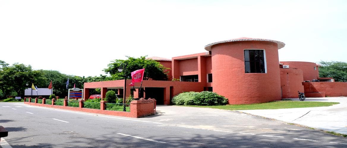 Hermitage Huts Tourist Resort, Surajkund photo 4