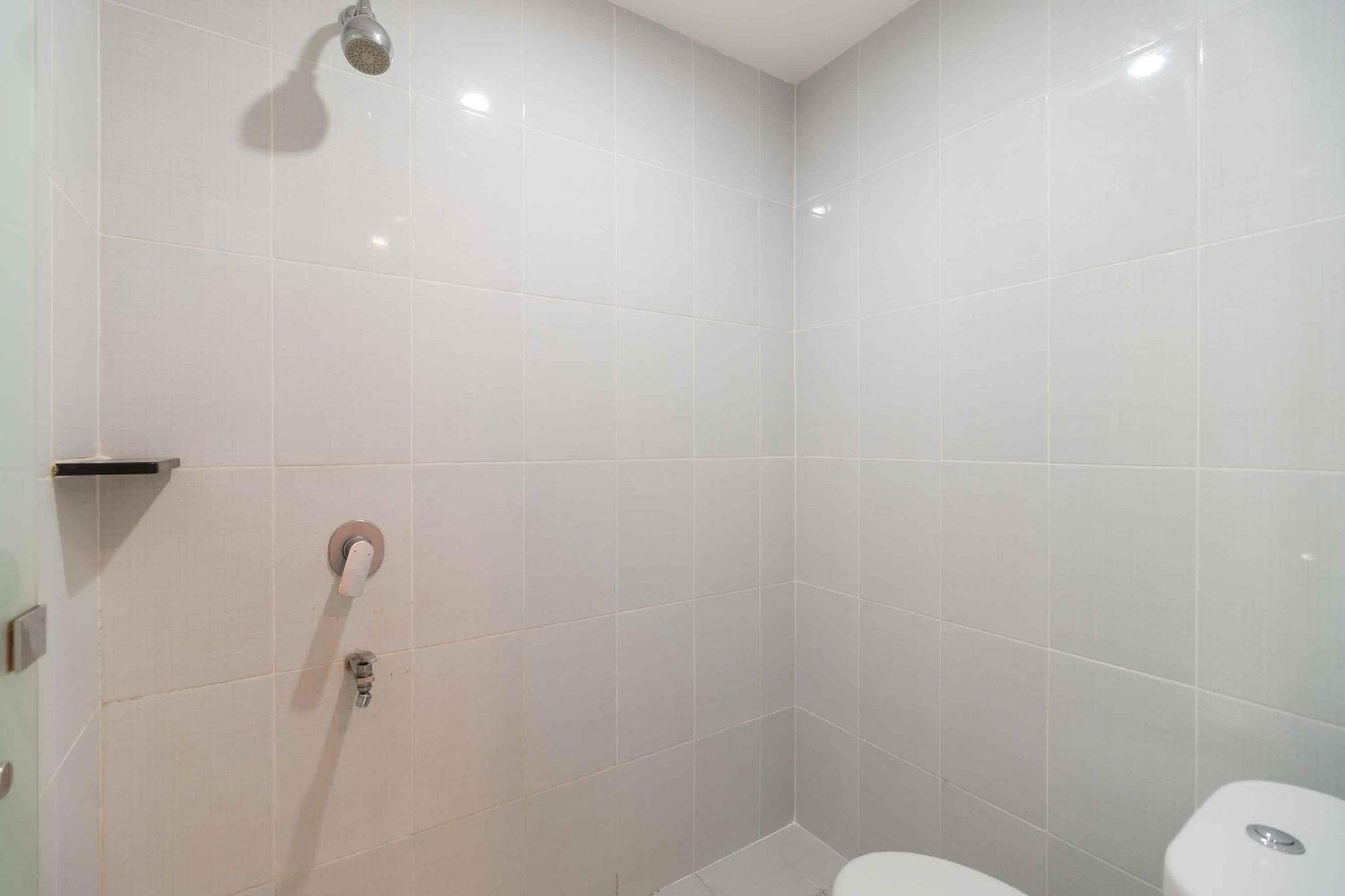 RedLiving Apartemen Royal Park Sentul by Bogor Staycation photo 2