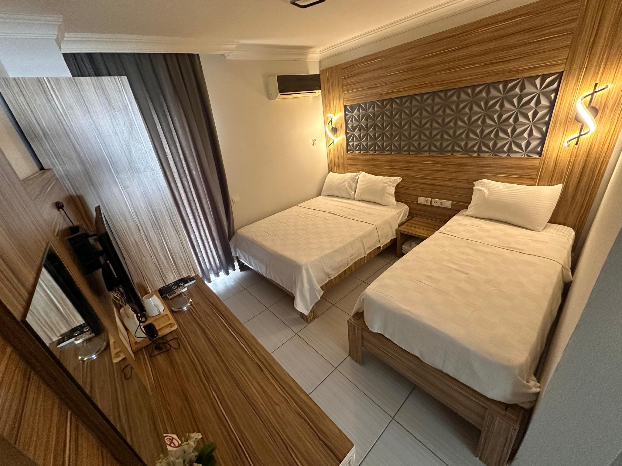 ROYAL EZEL HOTEL photo 2
