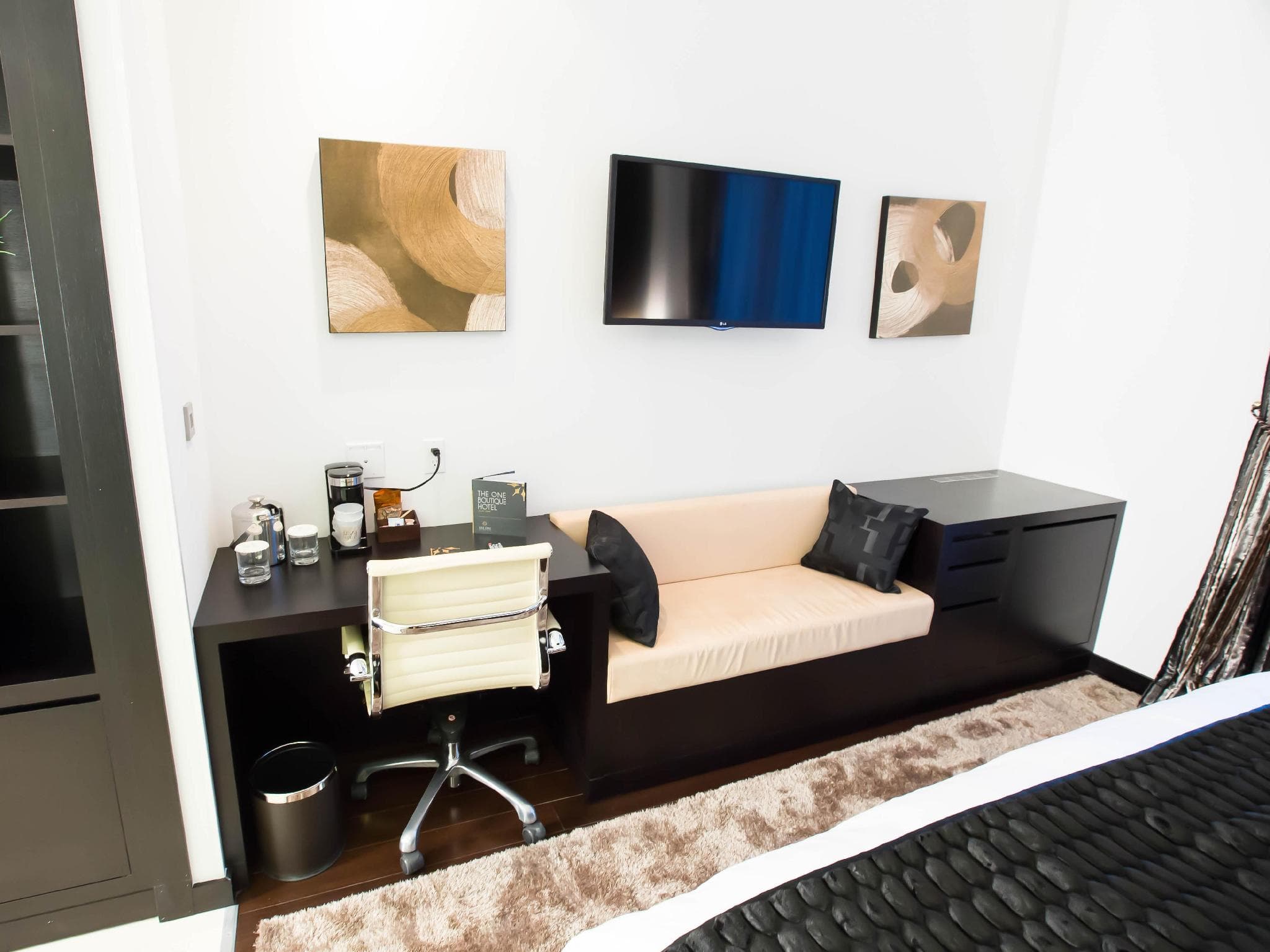 The One Boutique Hotel photo 2