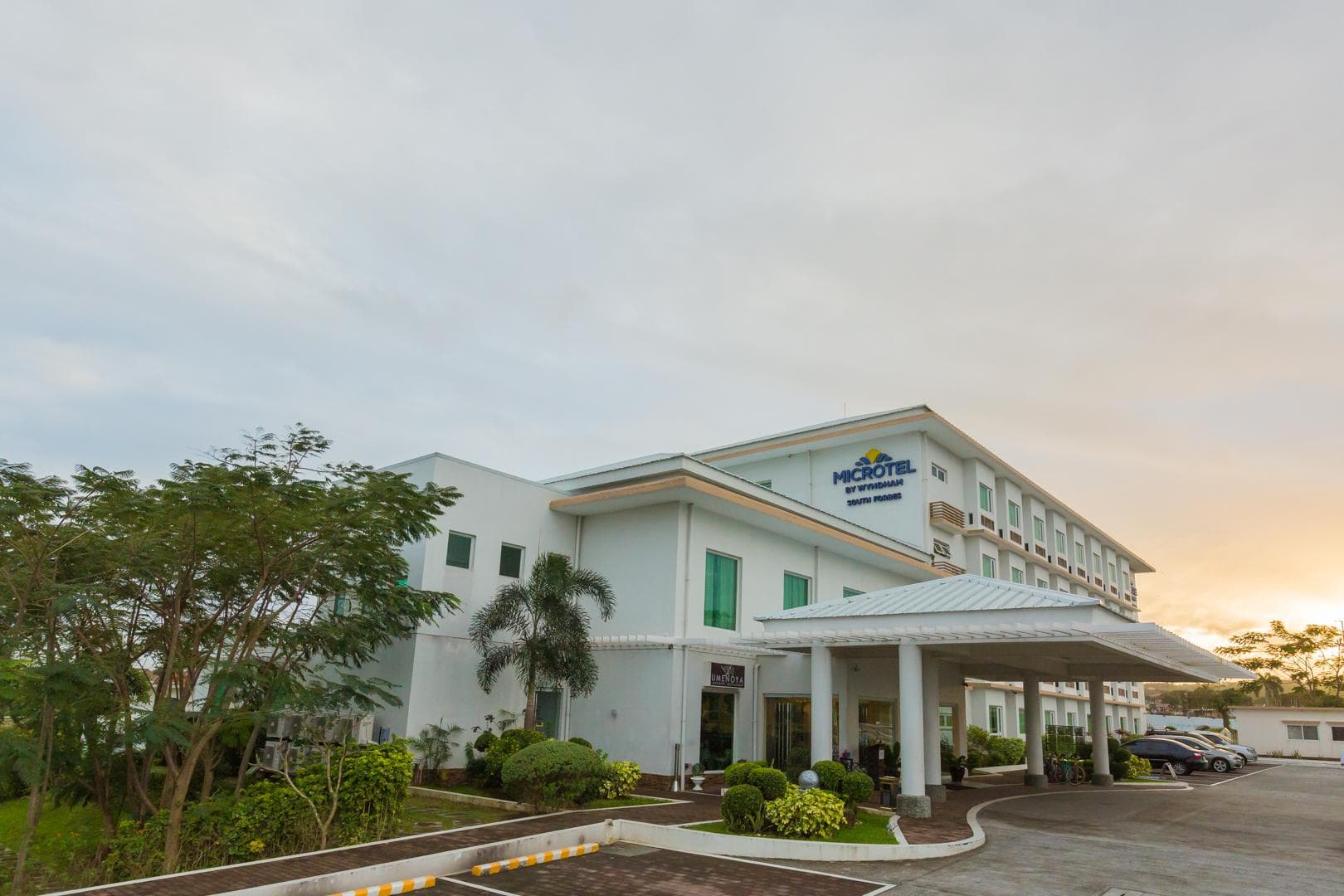 Microtel by Wyndham South Forbes near Nuvali photo 3