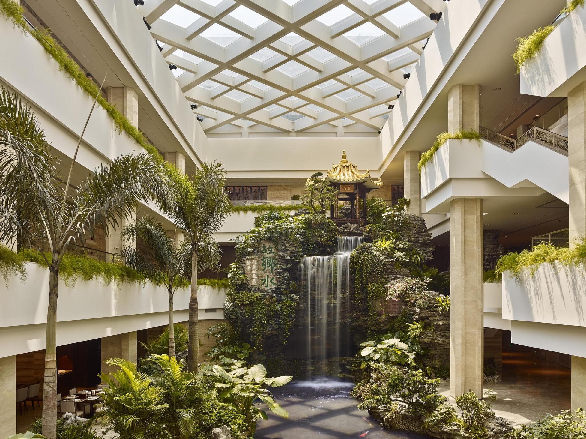 White Swan Hotel photo 5