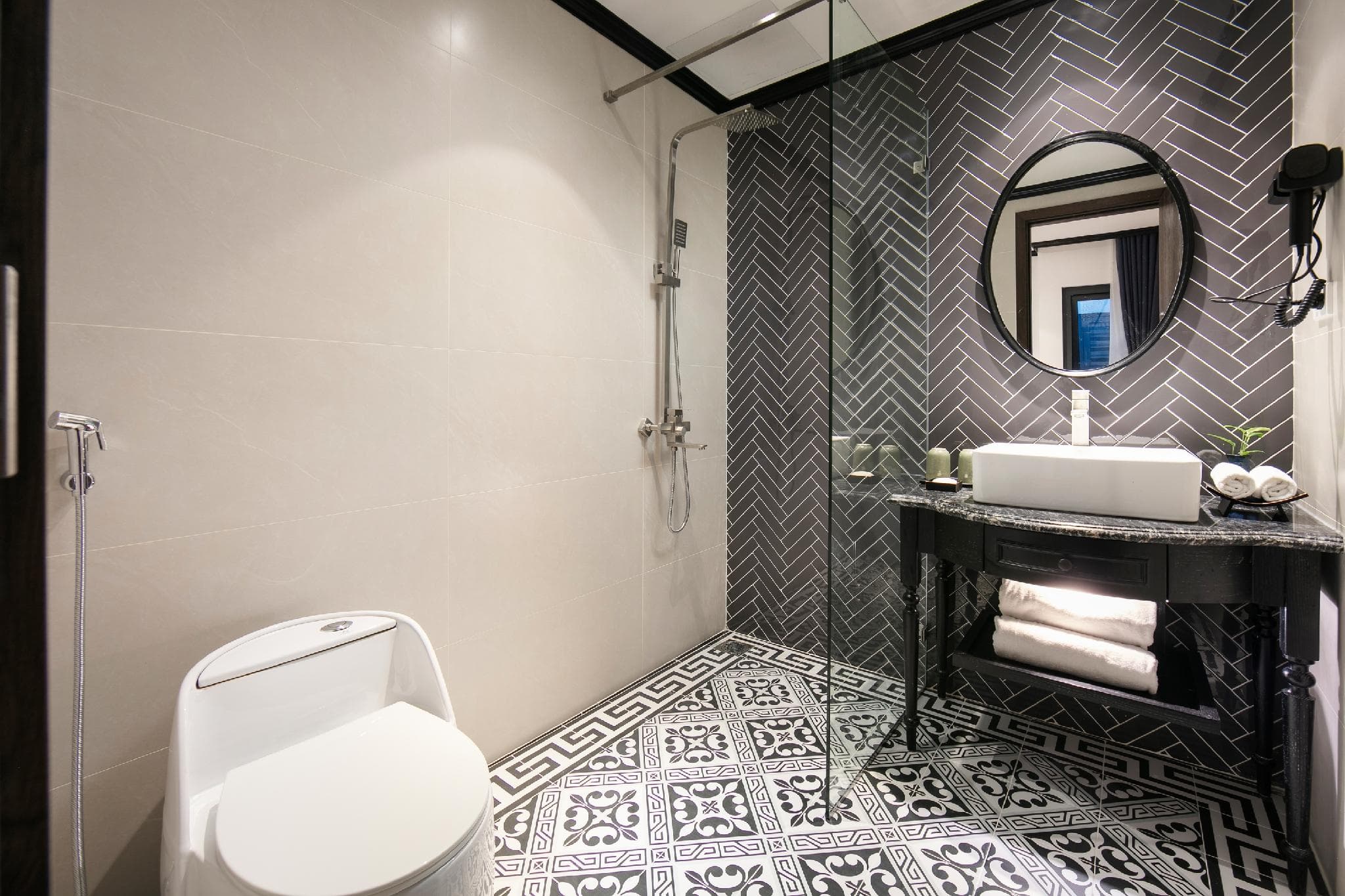 Hanoi Le Chateau Hotel & Spa photo 2