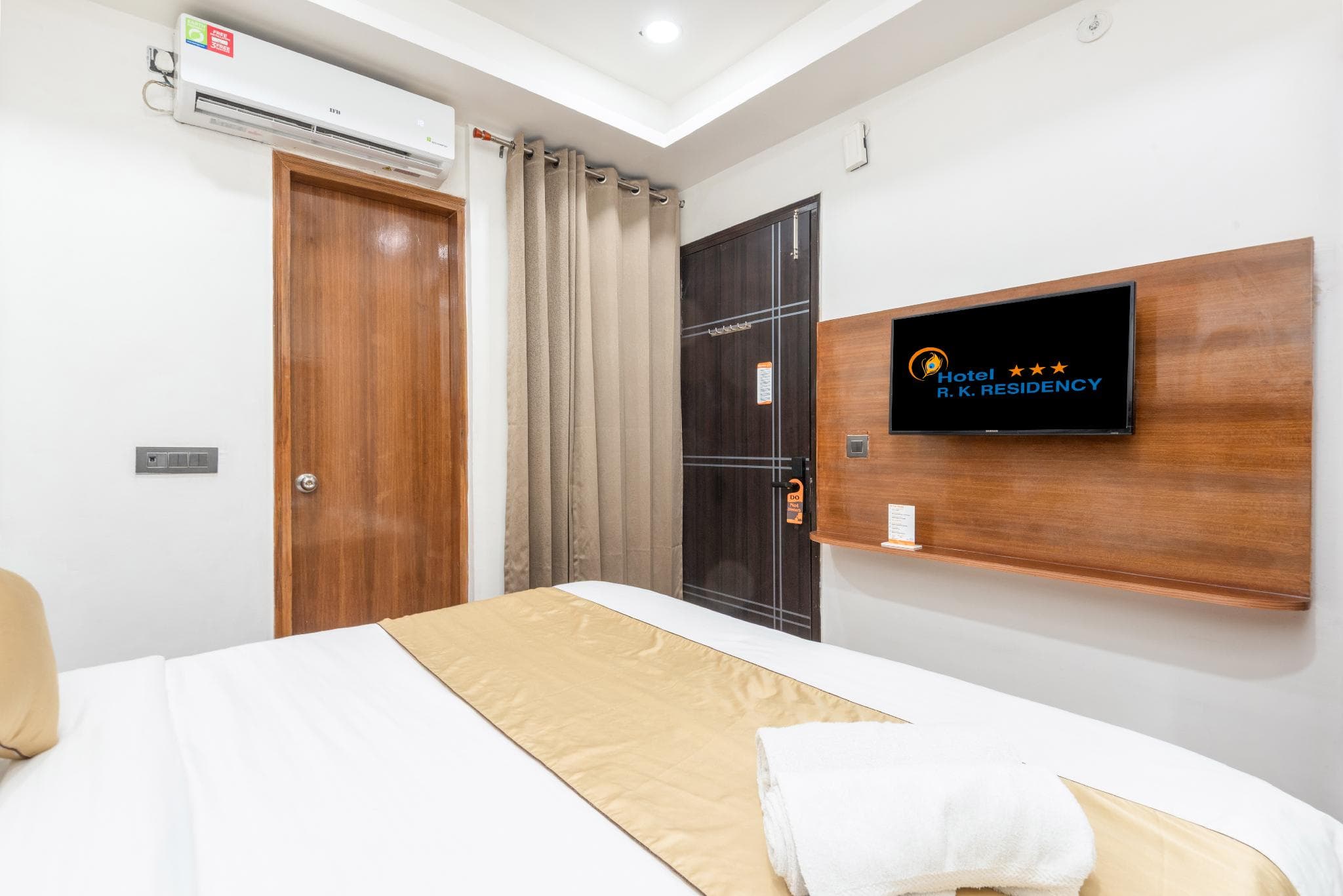 Hotel RK Residency Vasundhara Ghaziabad Delhi NCR photo 2