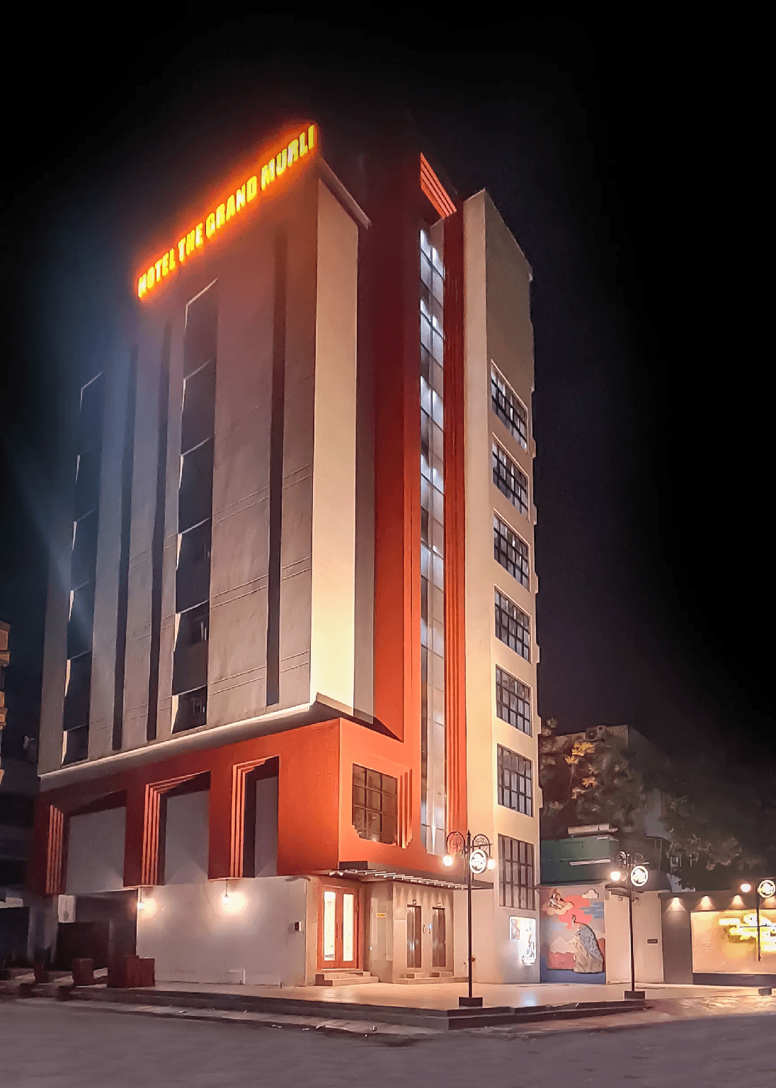 The Grand Murli Hotel, City Light Road, Surat photo 4