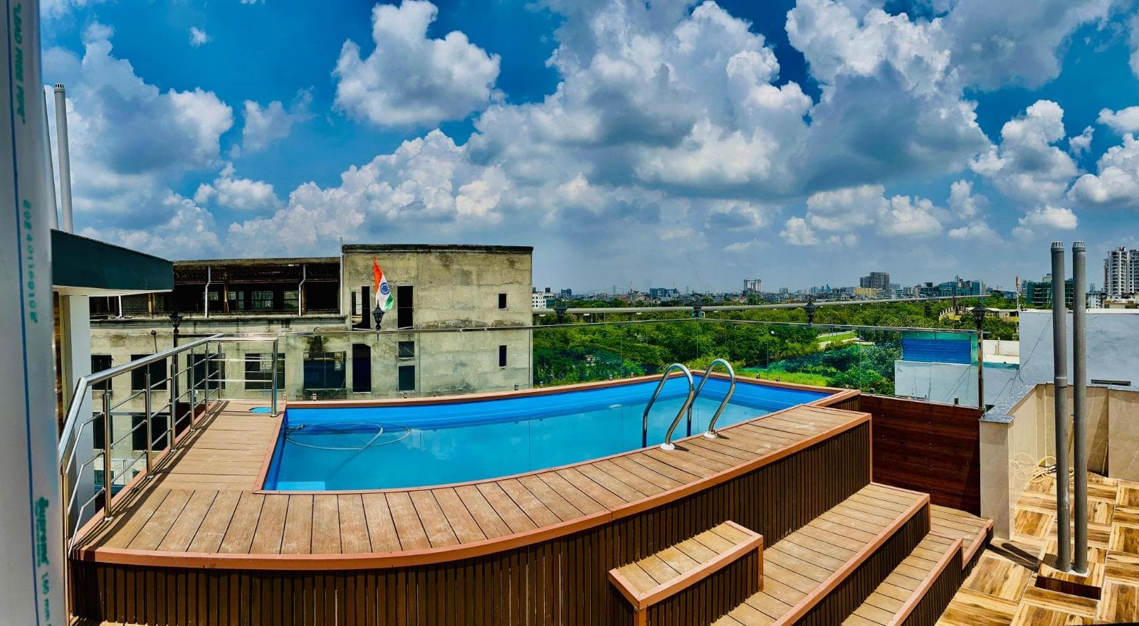 Hotel The Grand Oasis Greater Noida photo 4