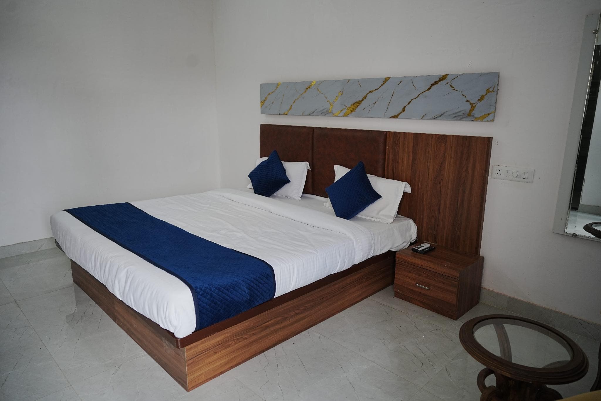 Hotel Parmanand Garden photo 2