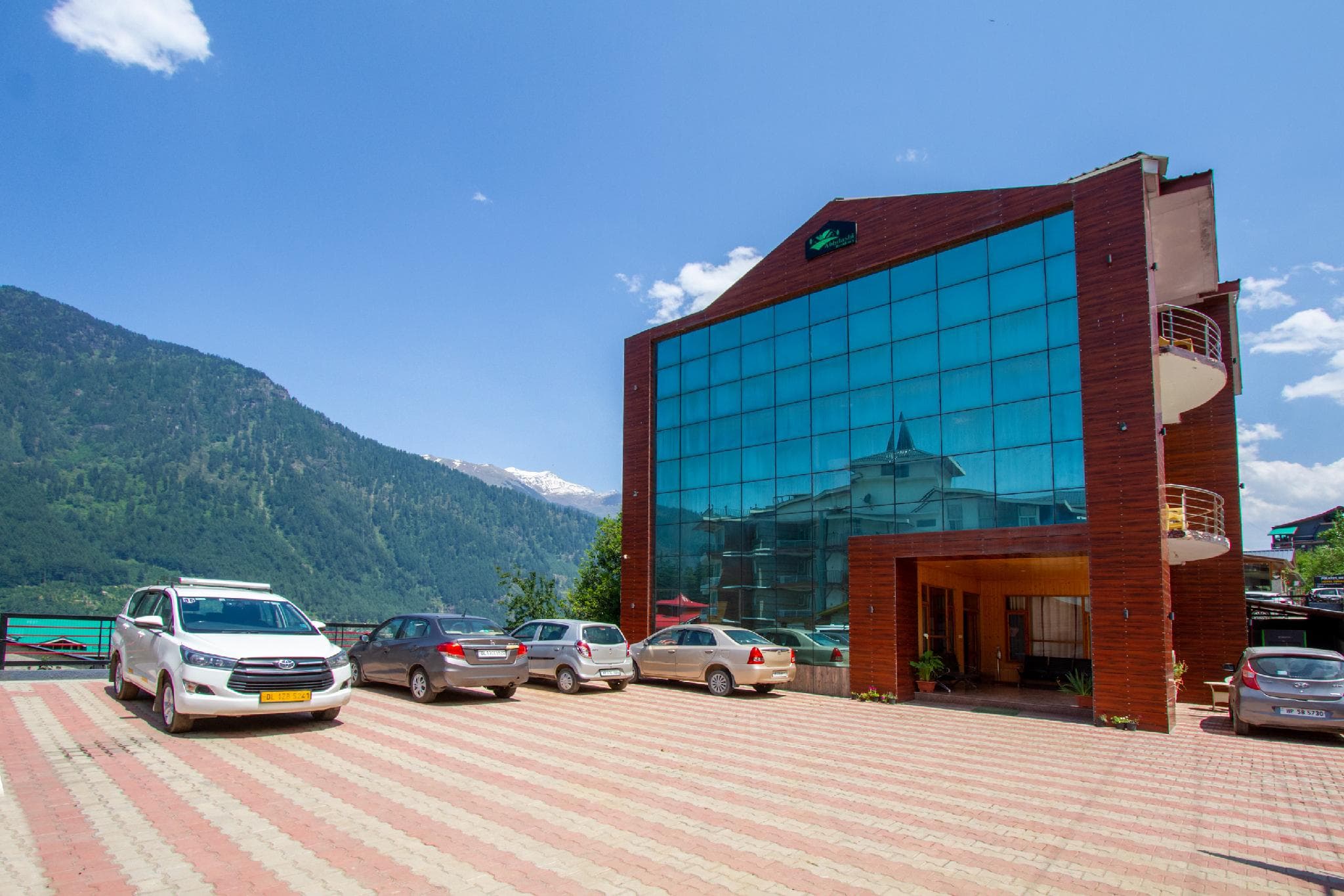Hotel Cherry Manali photo 5