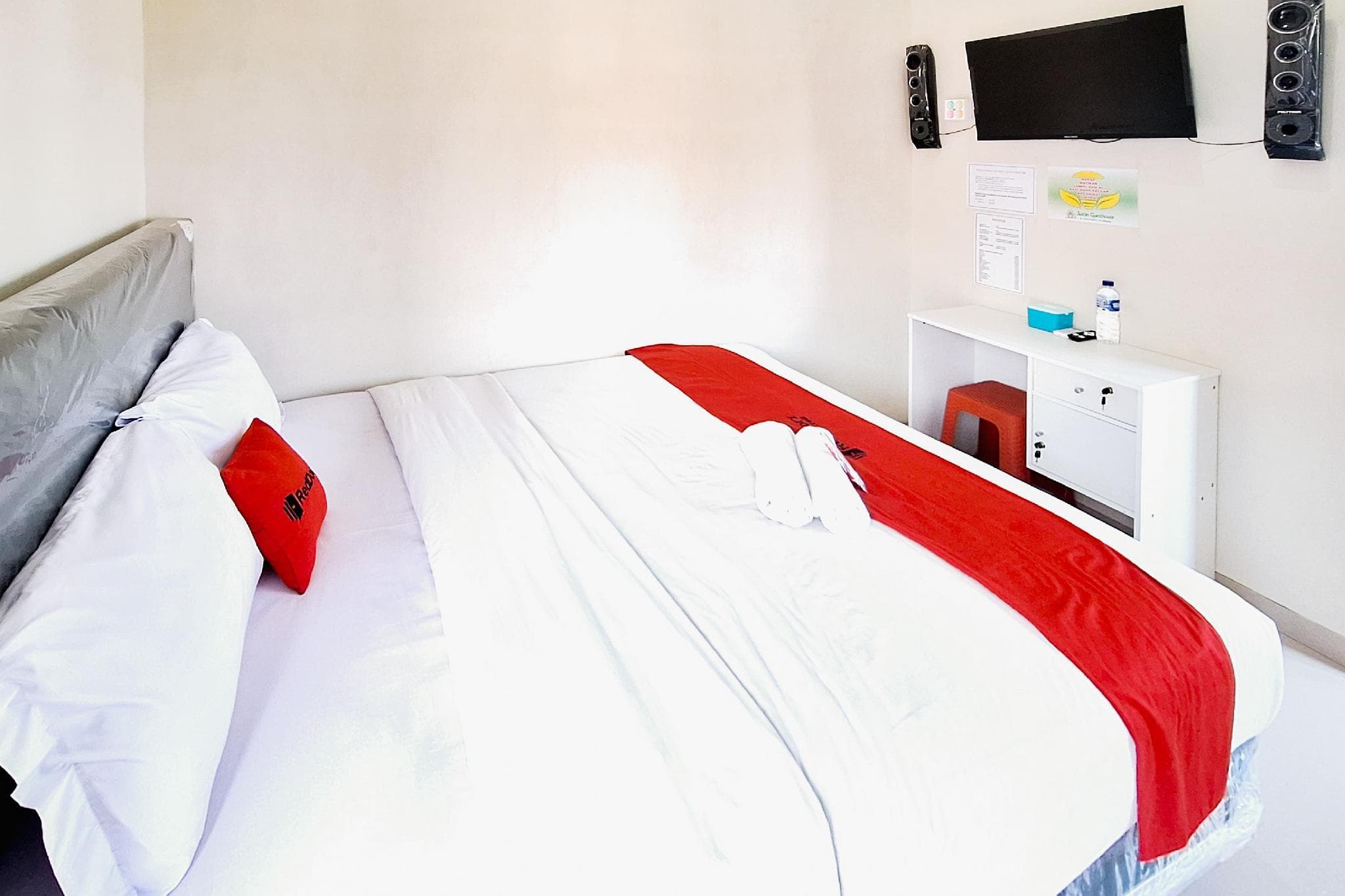 RedDoorz near Malang Creative Center photo 2