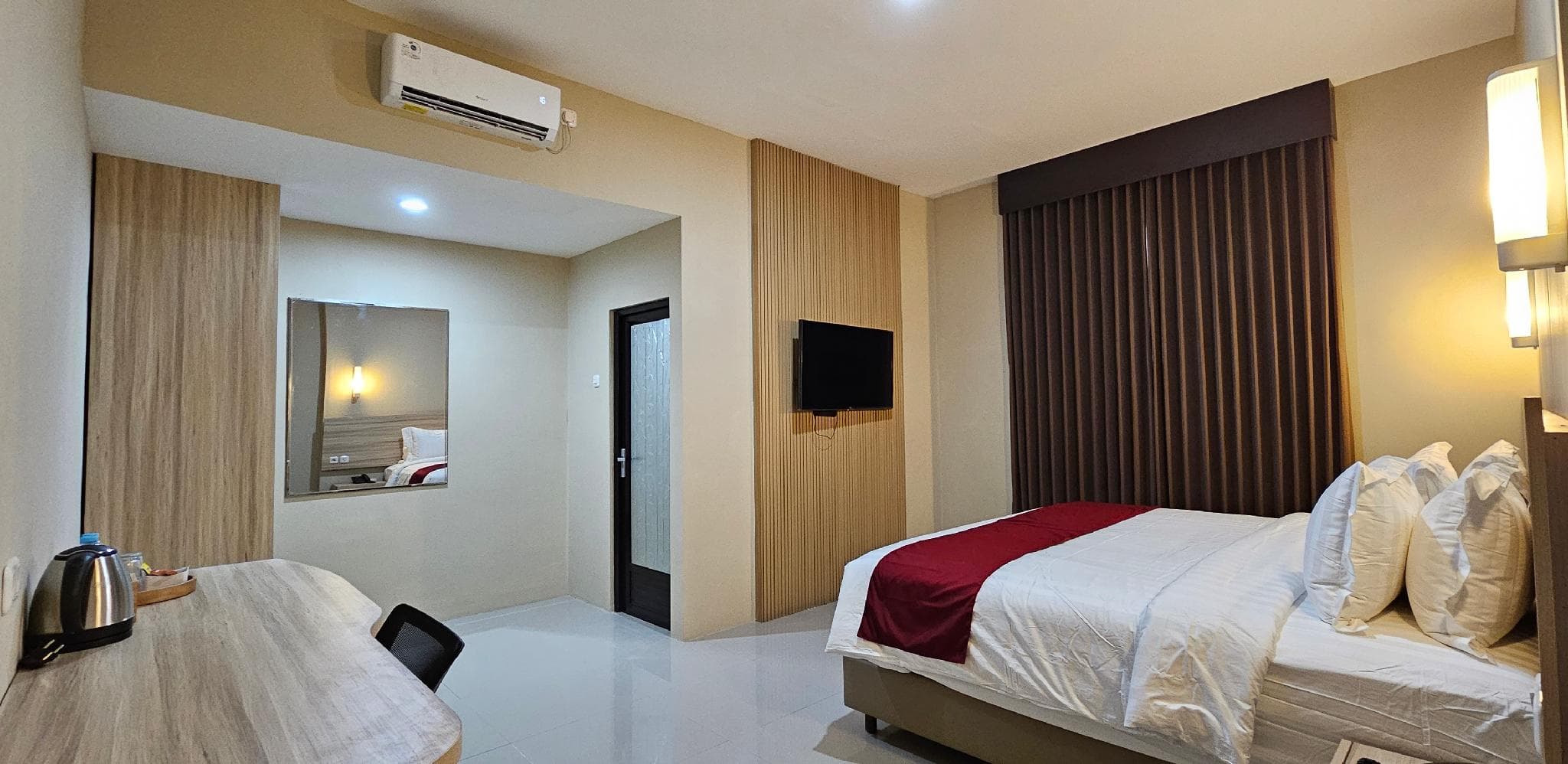 Sunflower Hotel Syariah near Juanda Airport photo 2