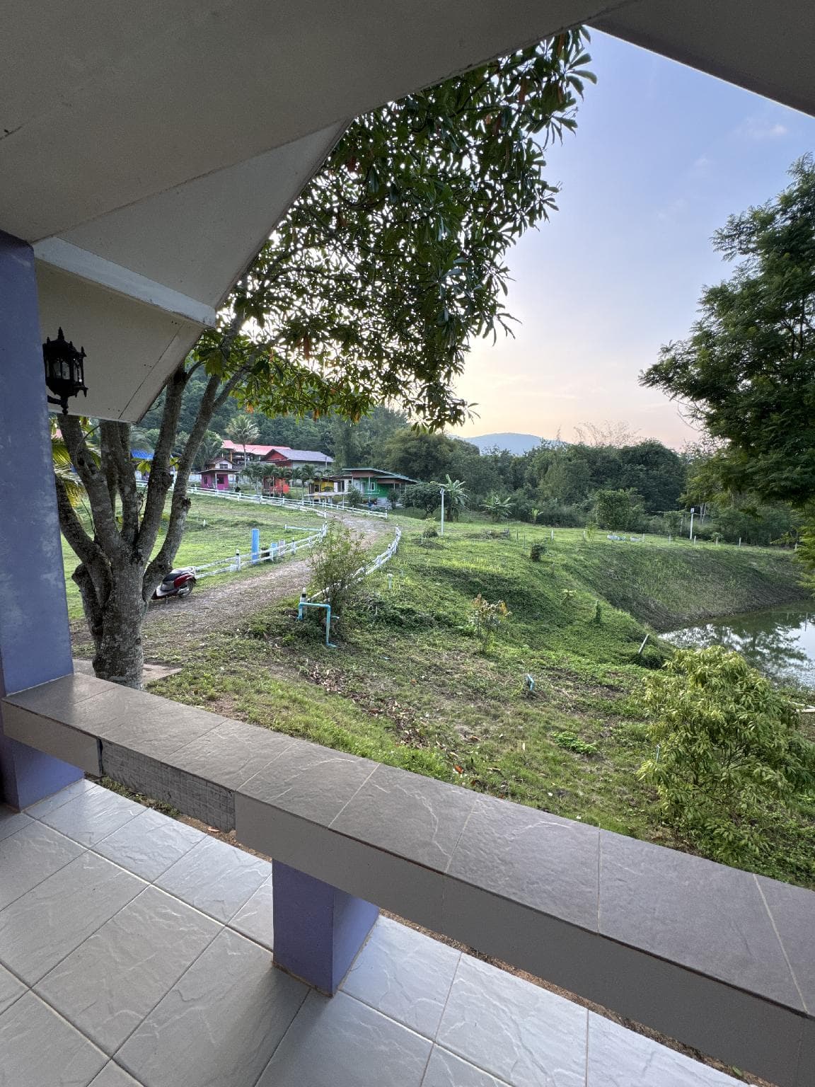 Baan Noen Khao Resort, Suan Phueng photo 4