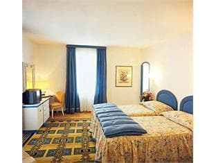 Hotel De La Poste photo 2