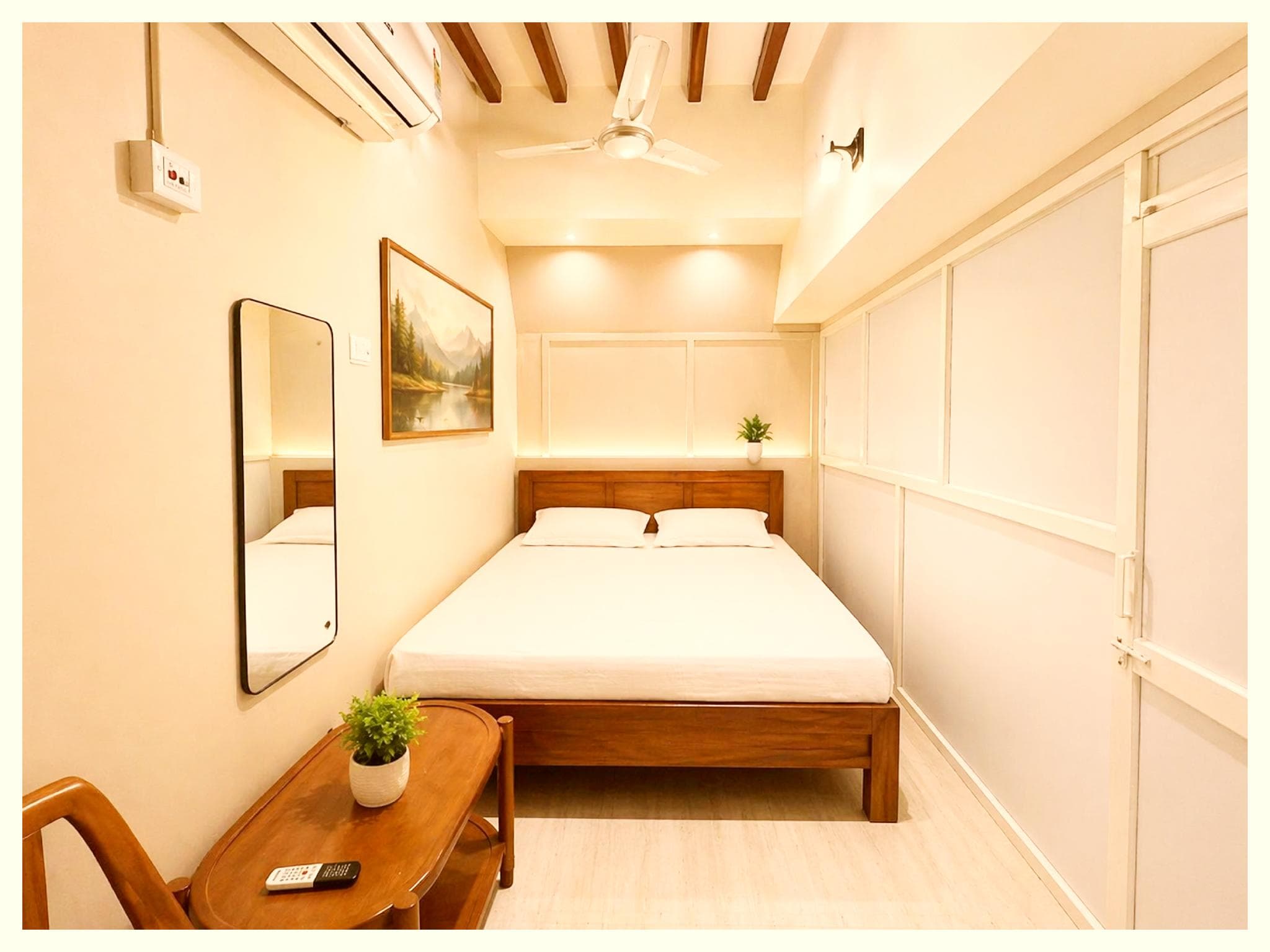 Goroomgo Anand Atithi Bhawan Puri