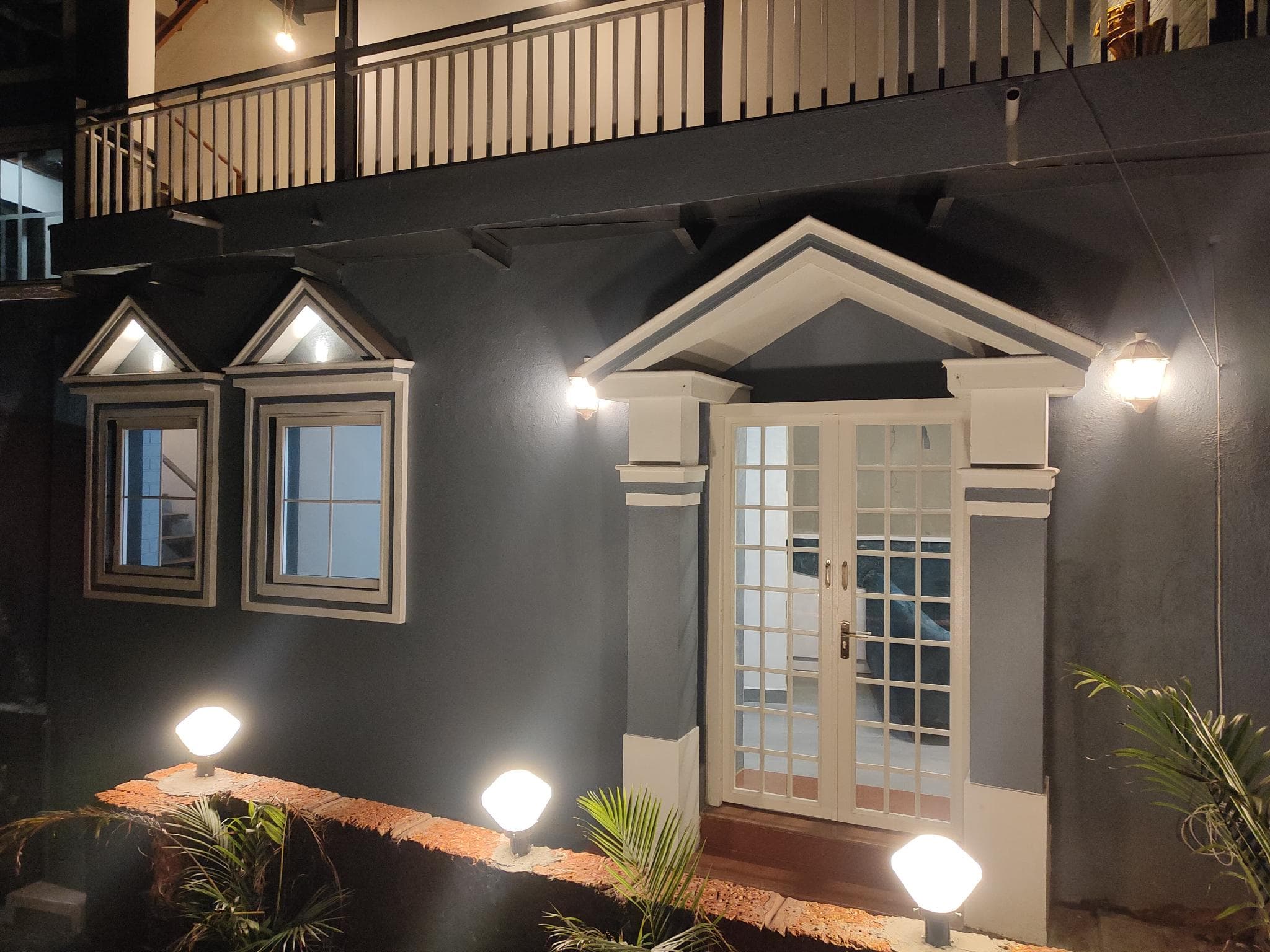 MonkeyCap Tourist Hostel
