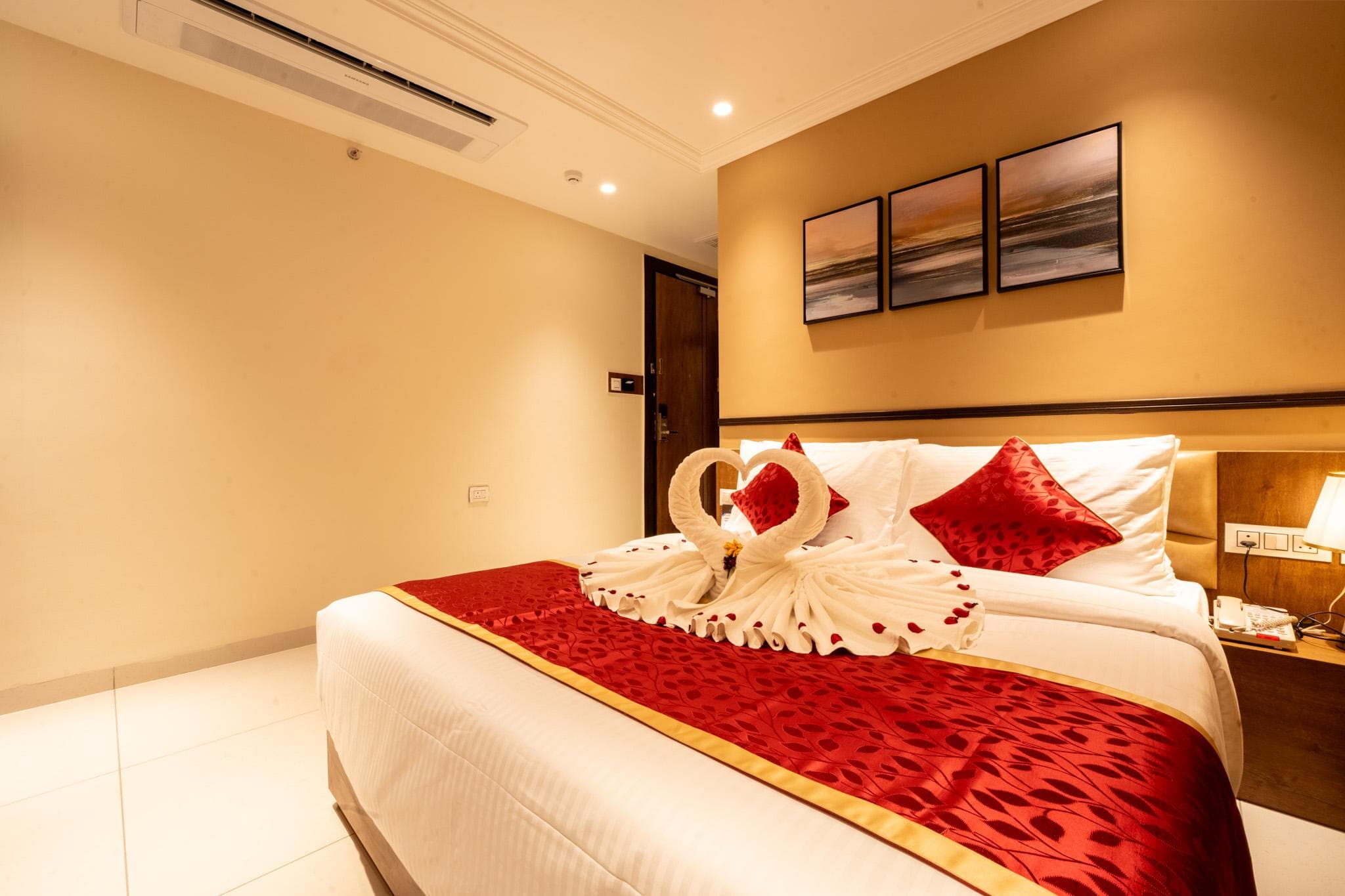 Ramee Tarang Hotel, Indore photo 2