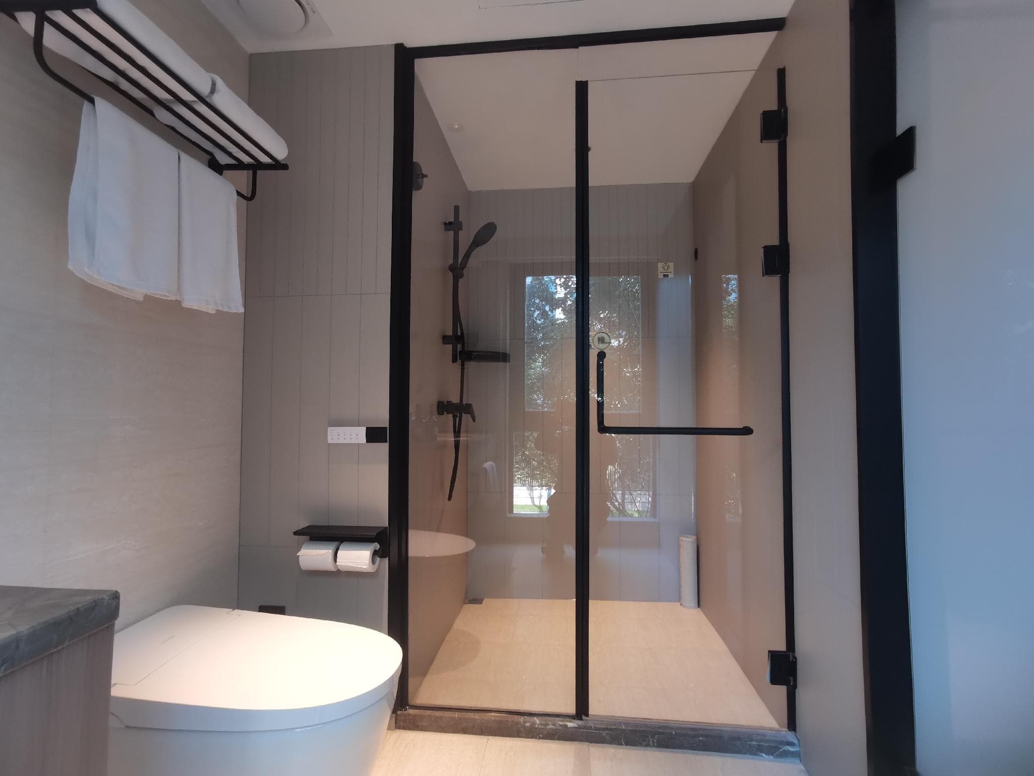 Starway Hotel Ningbo Beilun Intime City photo 3