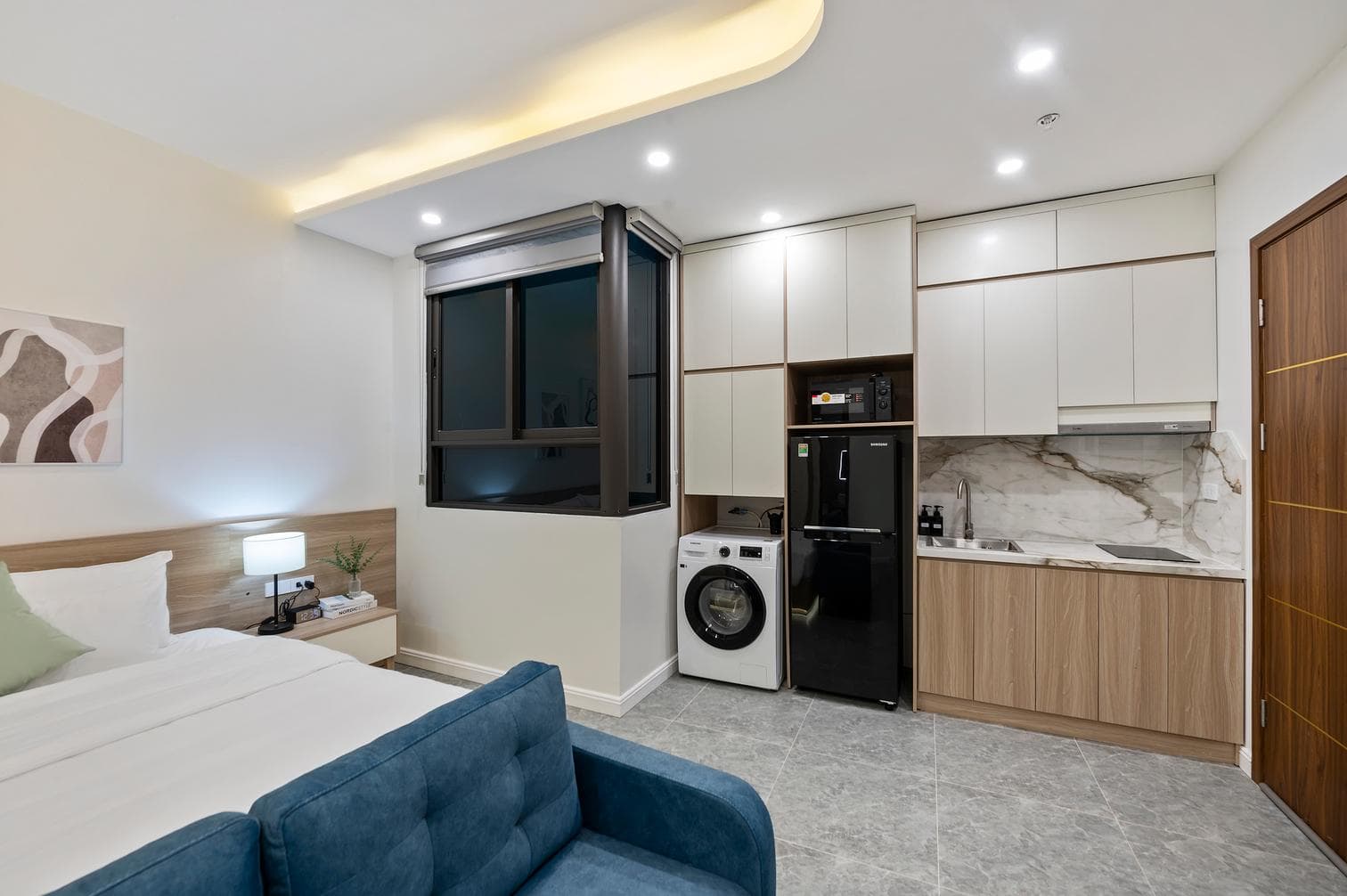 Cosmos Hotel Tay Ho photo 2