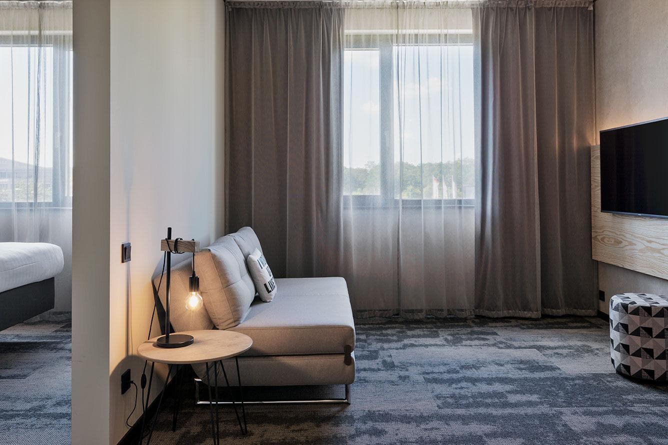 Moxy Frankfurt Airport Kelsterbach photo 2