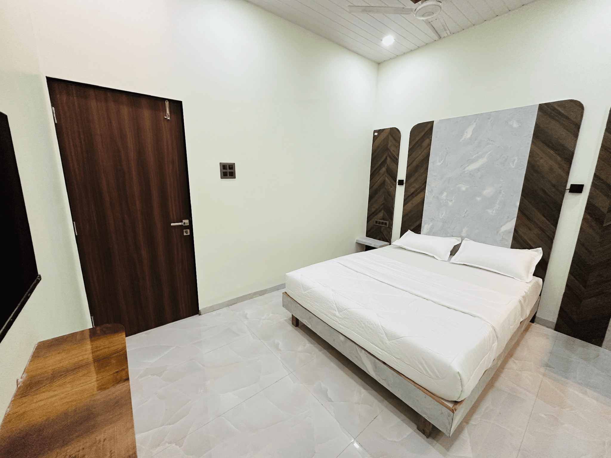 ParNam Hotel photo 2