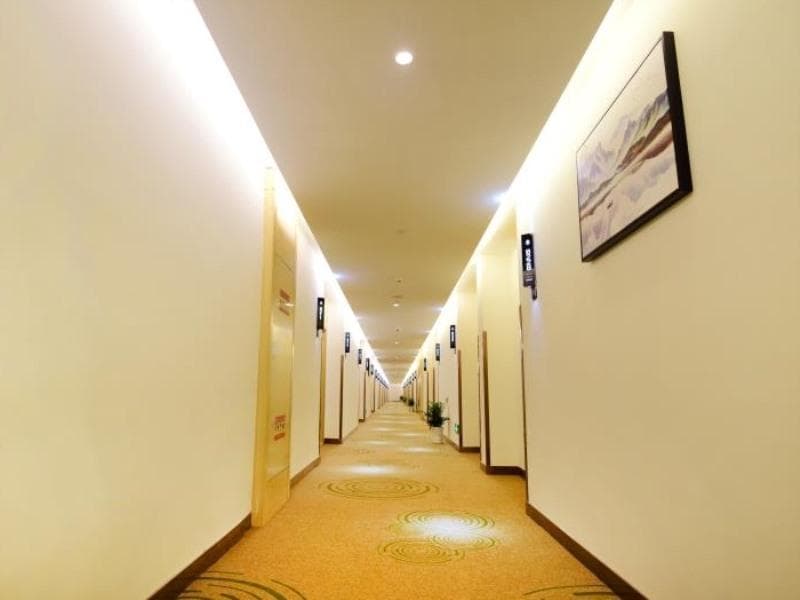 GreenTree Inn Ningbo Beilun District Meishan Beach photo 3