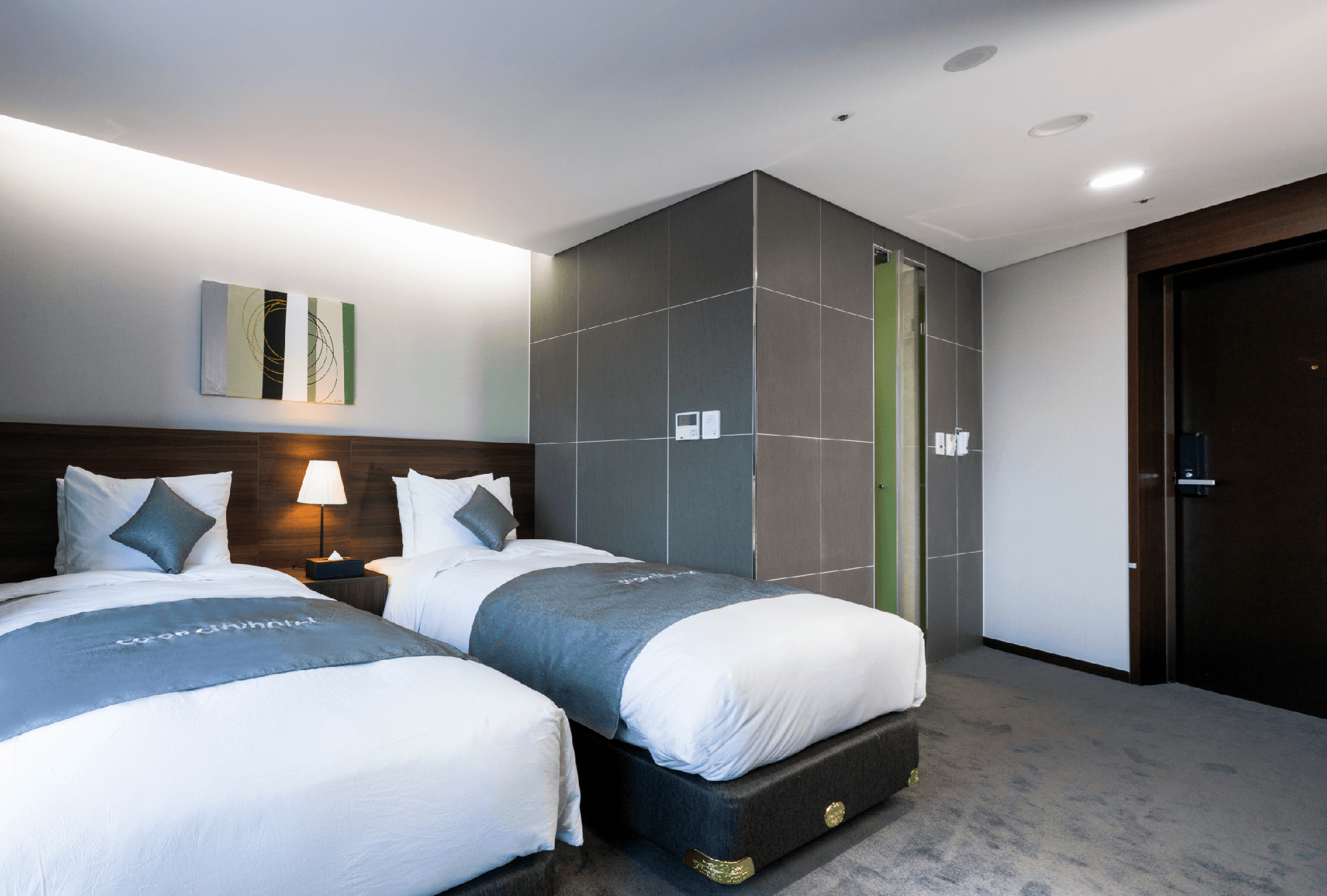 CO-OP City Hotel Harborview photo 2