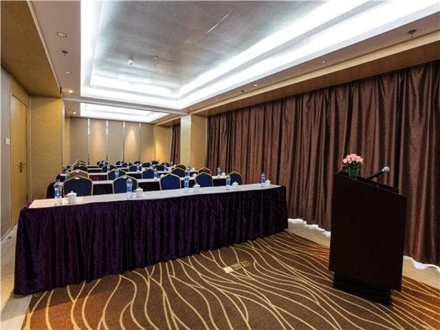 Jinjiang Metropolo Hotel Zhenjiang Railway Station Wanda Plaza photo 4