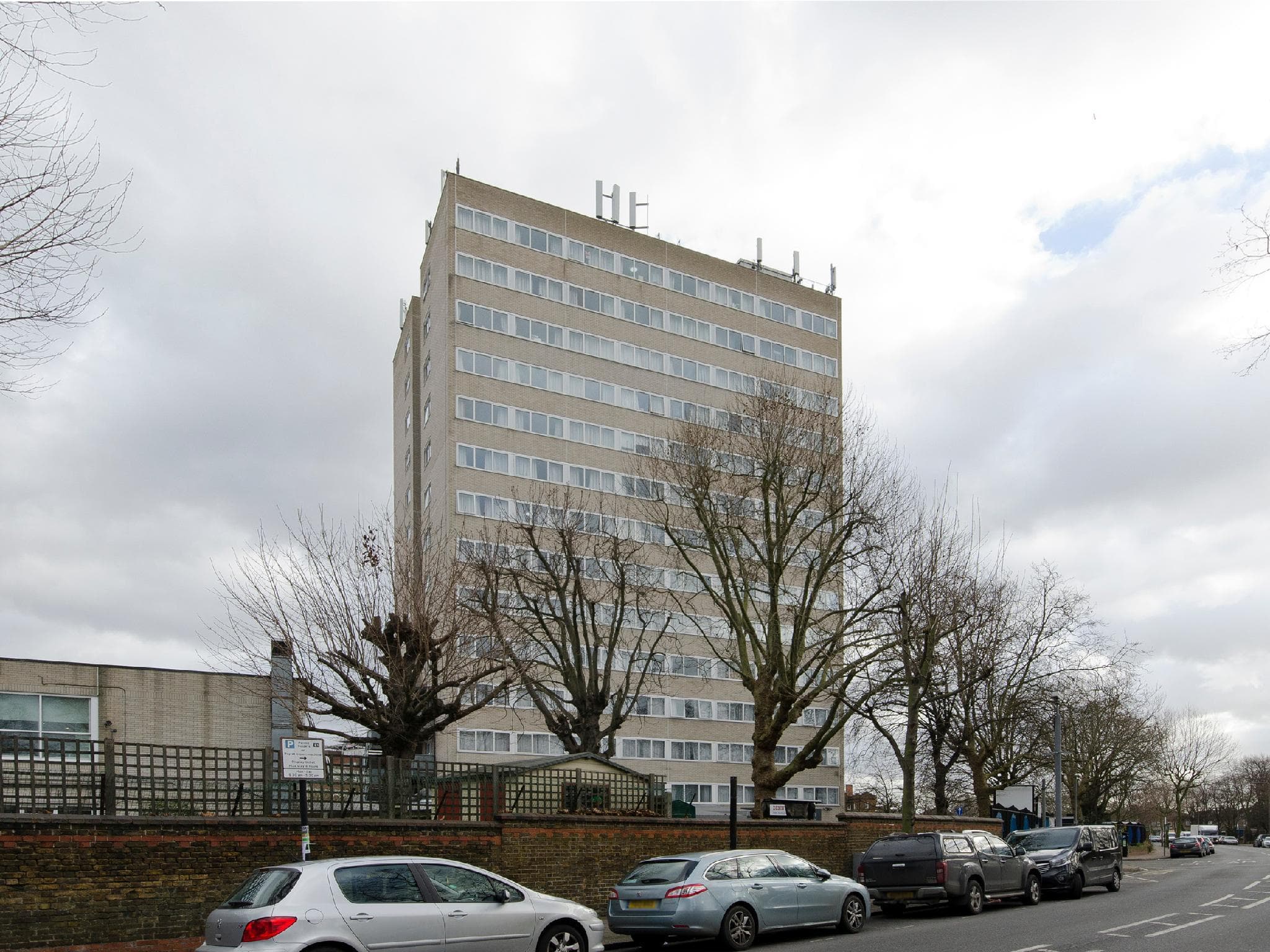 Pelican London Hotel and Residence photo 3