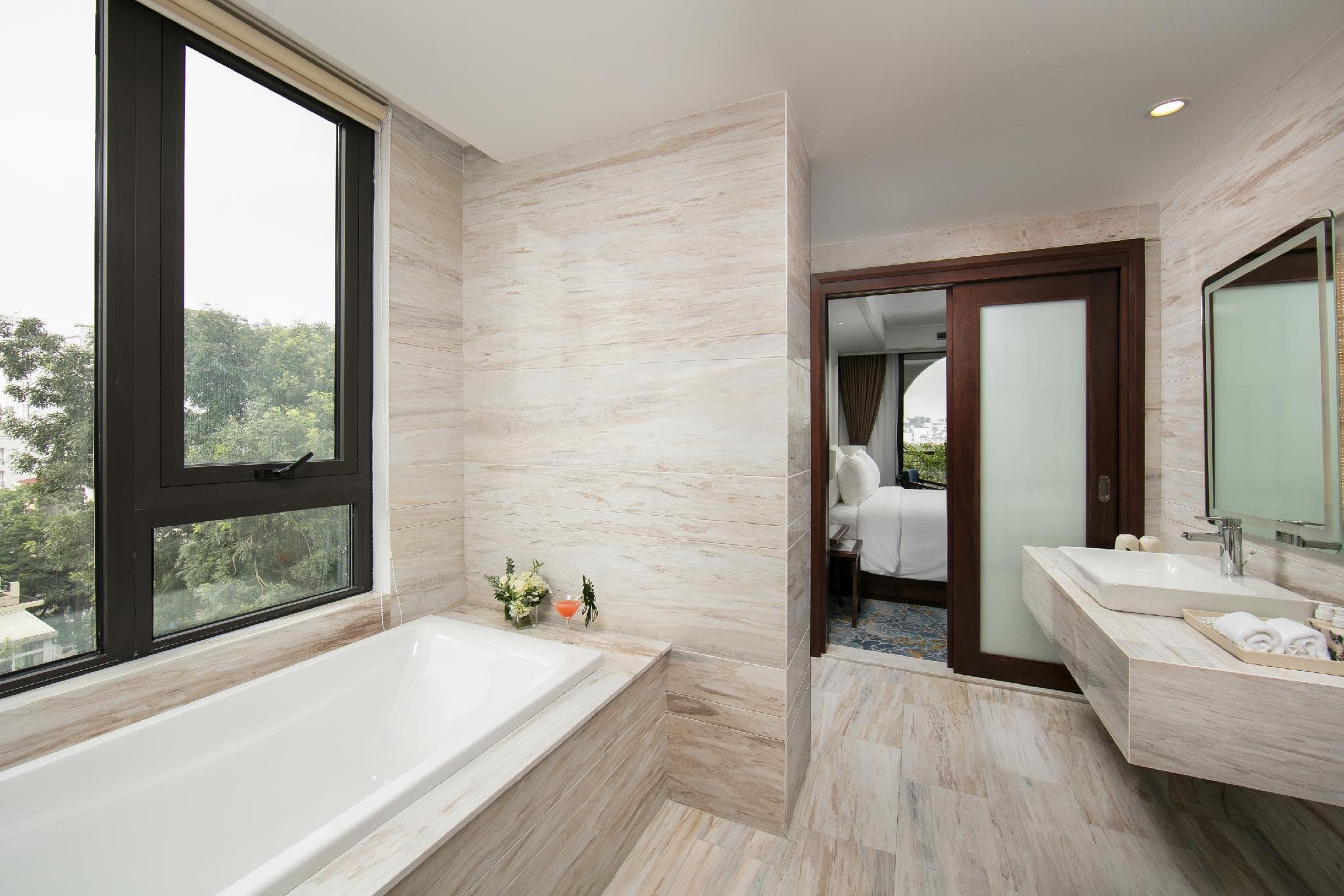 The Oriental Jade Hotel photo 2