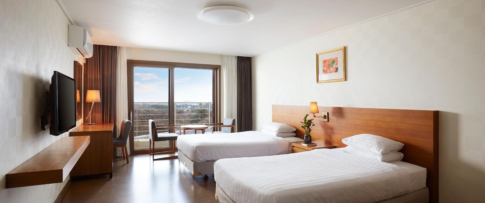 Jeju Aerospace Hotel photo 2