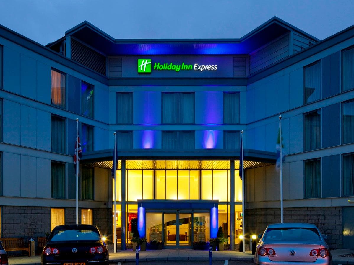 Holiday Inn Express London Stansted By IHG photo 3