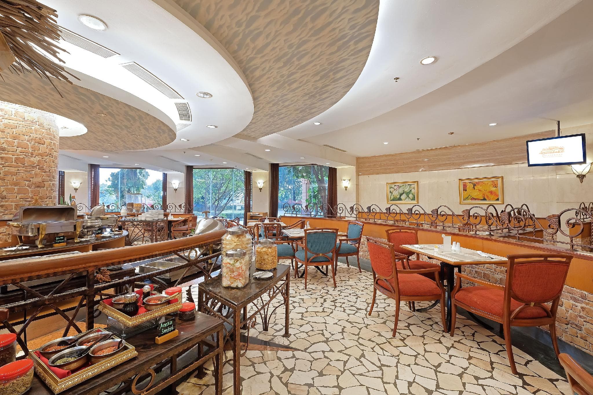 Sunlake Waterfront Resort & Convention Jakarta photo 5