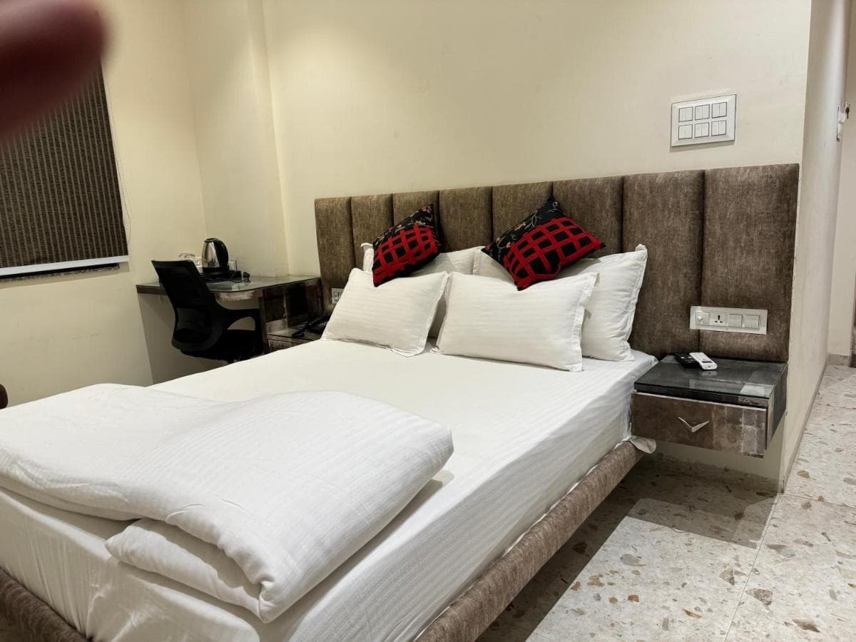 Hotel Sajanshree photo 5