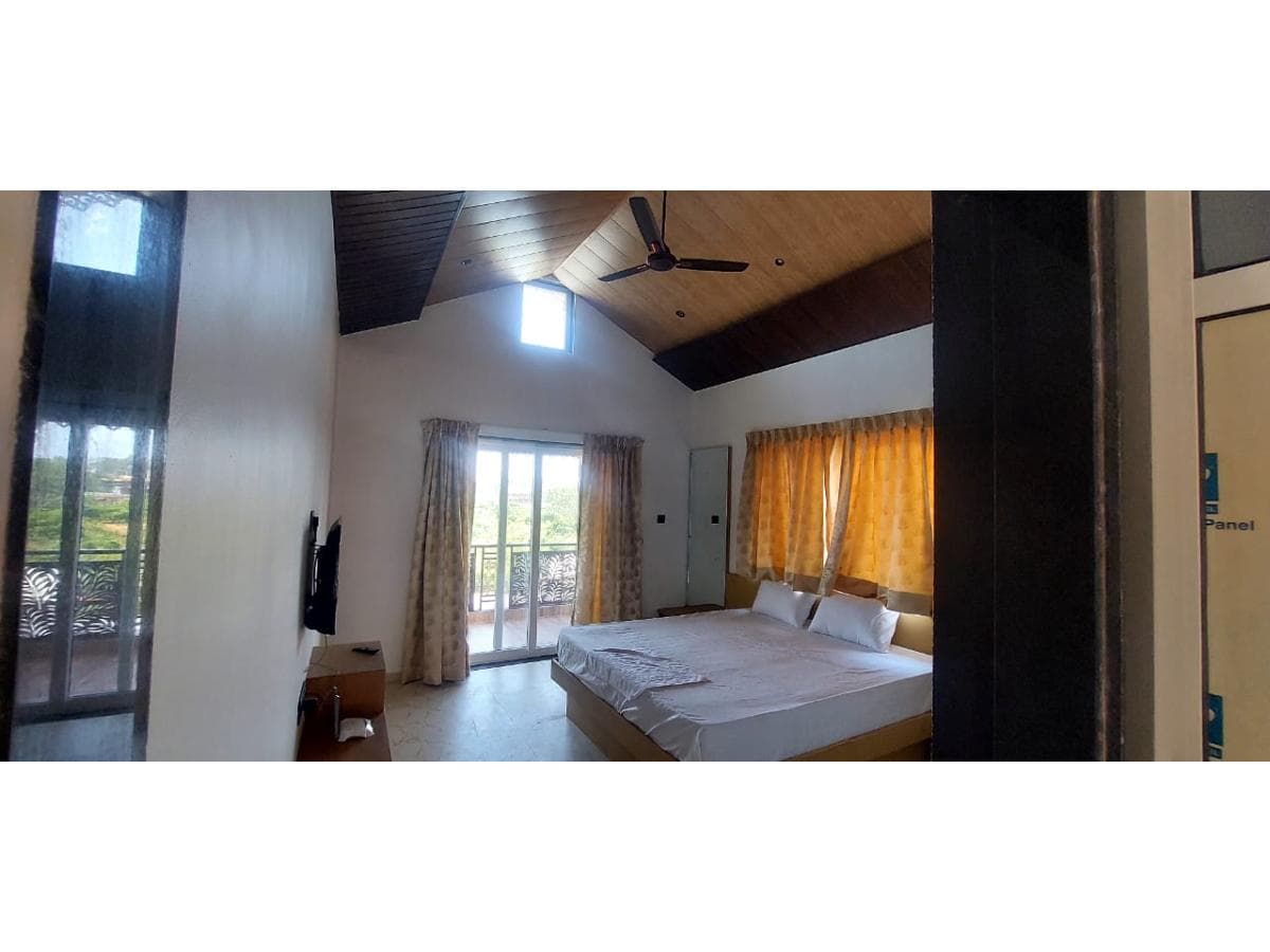 Rajapuri Caves Hills Resort photo 2
