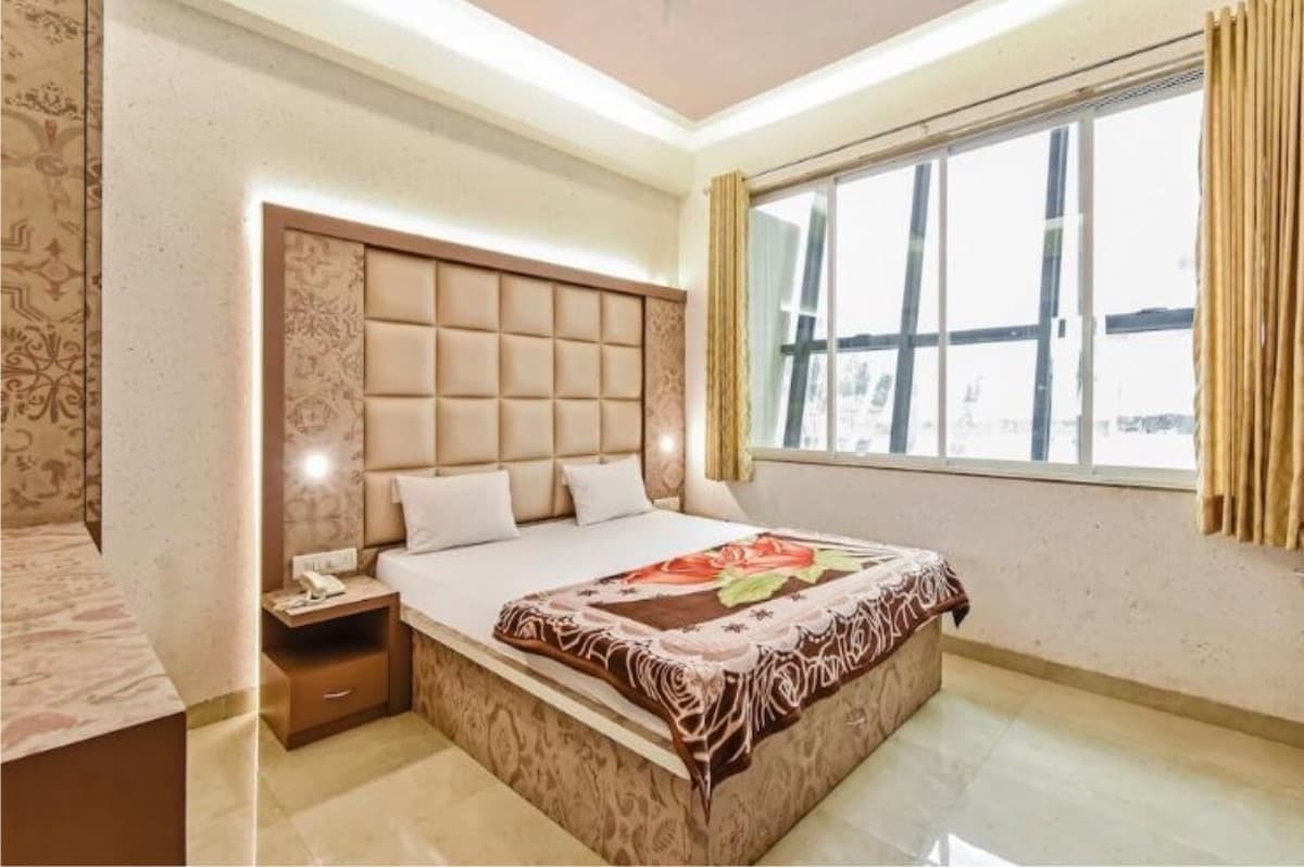 Holiday Aapke liye V Hotel photo 2
